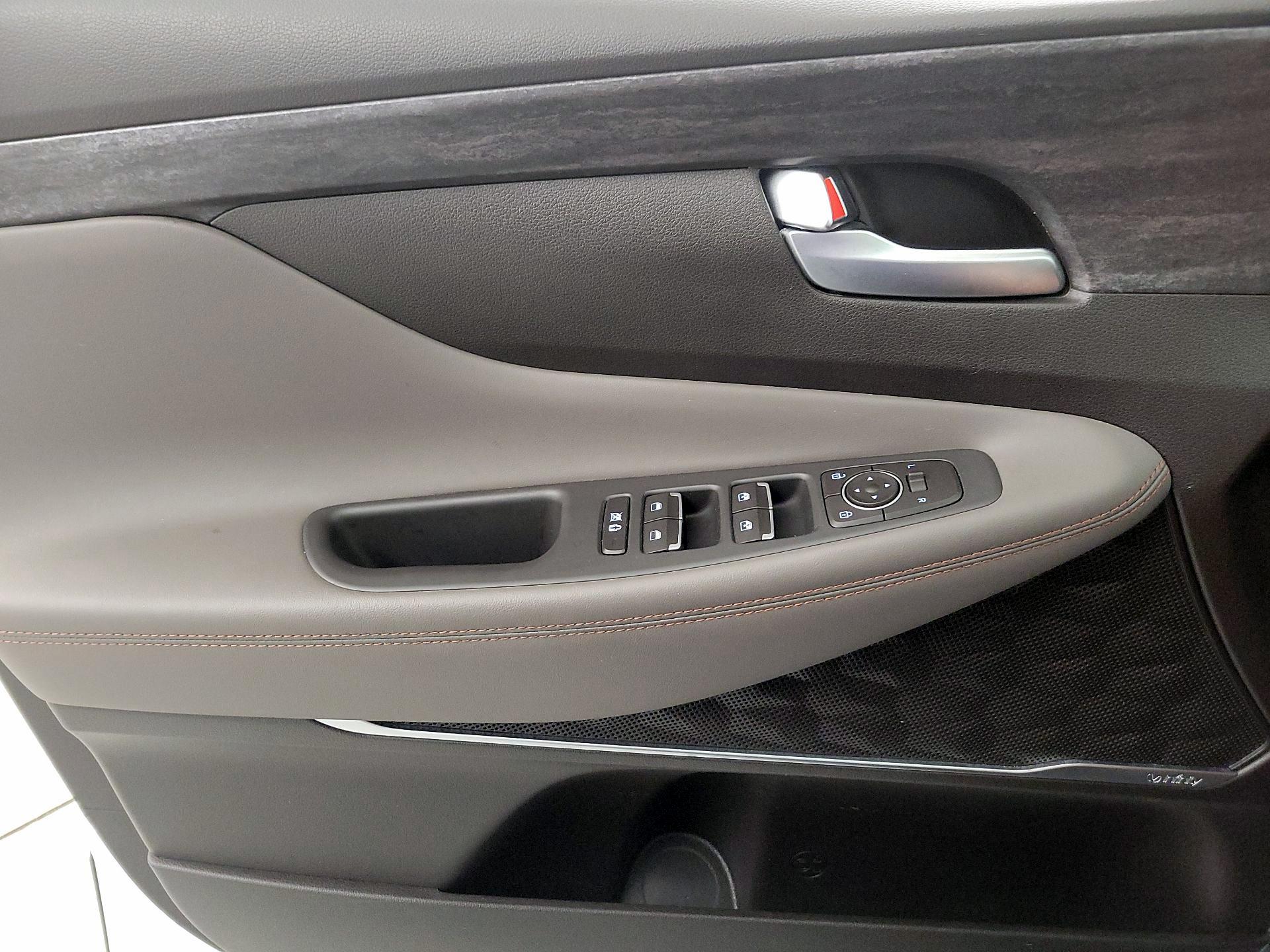 Thumbnail: 2020 Hyundai Santa Fe - 12
