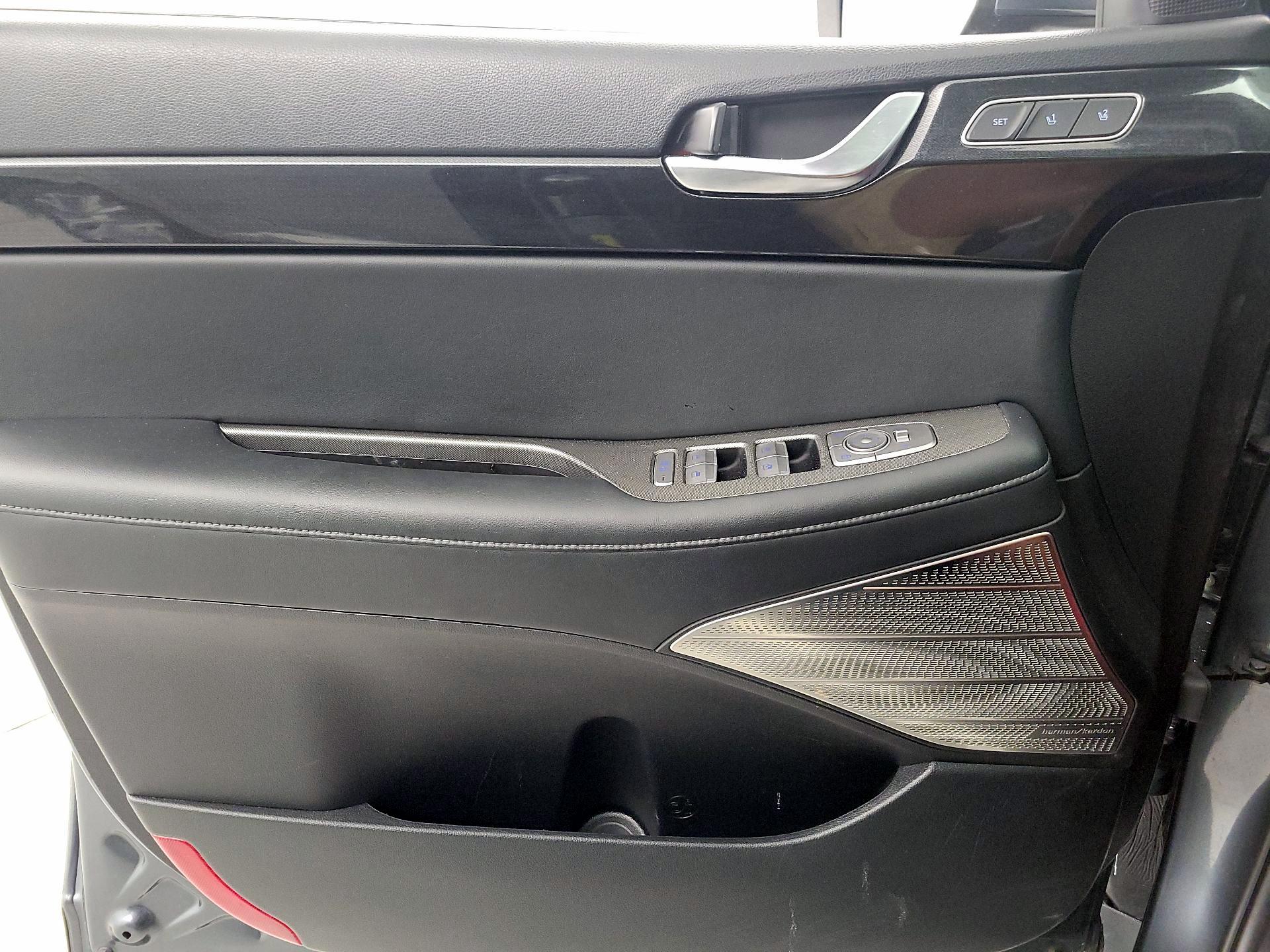 Thumbnail: 2021 Hyundai Palisade - 12