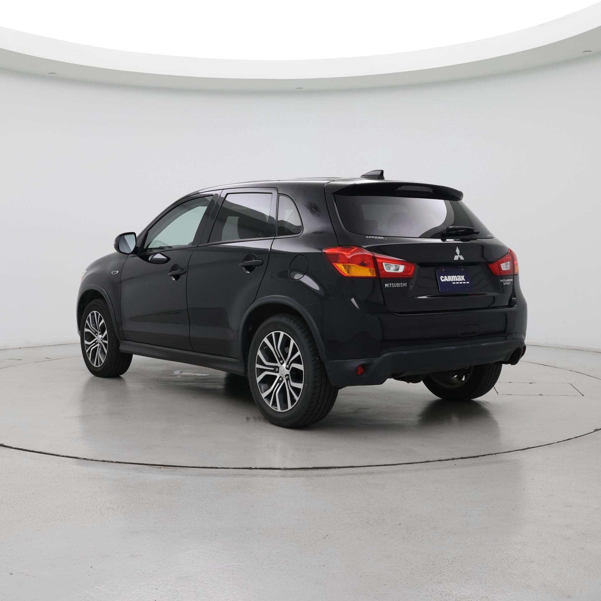 Thumbnail: 2017 Mitsubishi Outlander Sport - 2