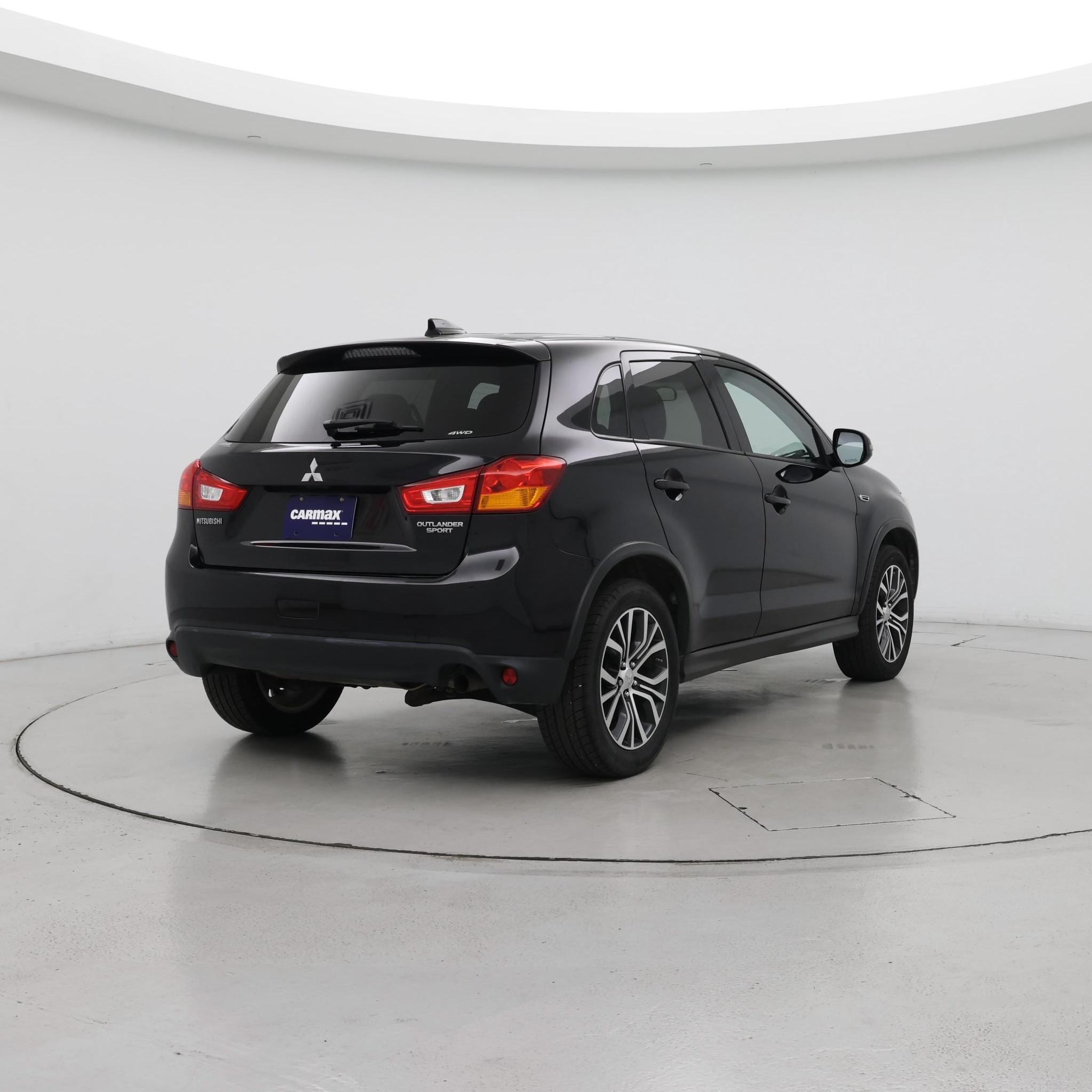 Thumbnail: 2017 Mitsubishi Outlander Sport - 8
