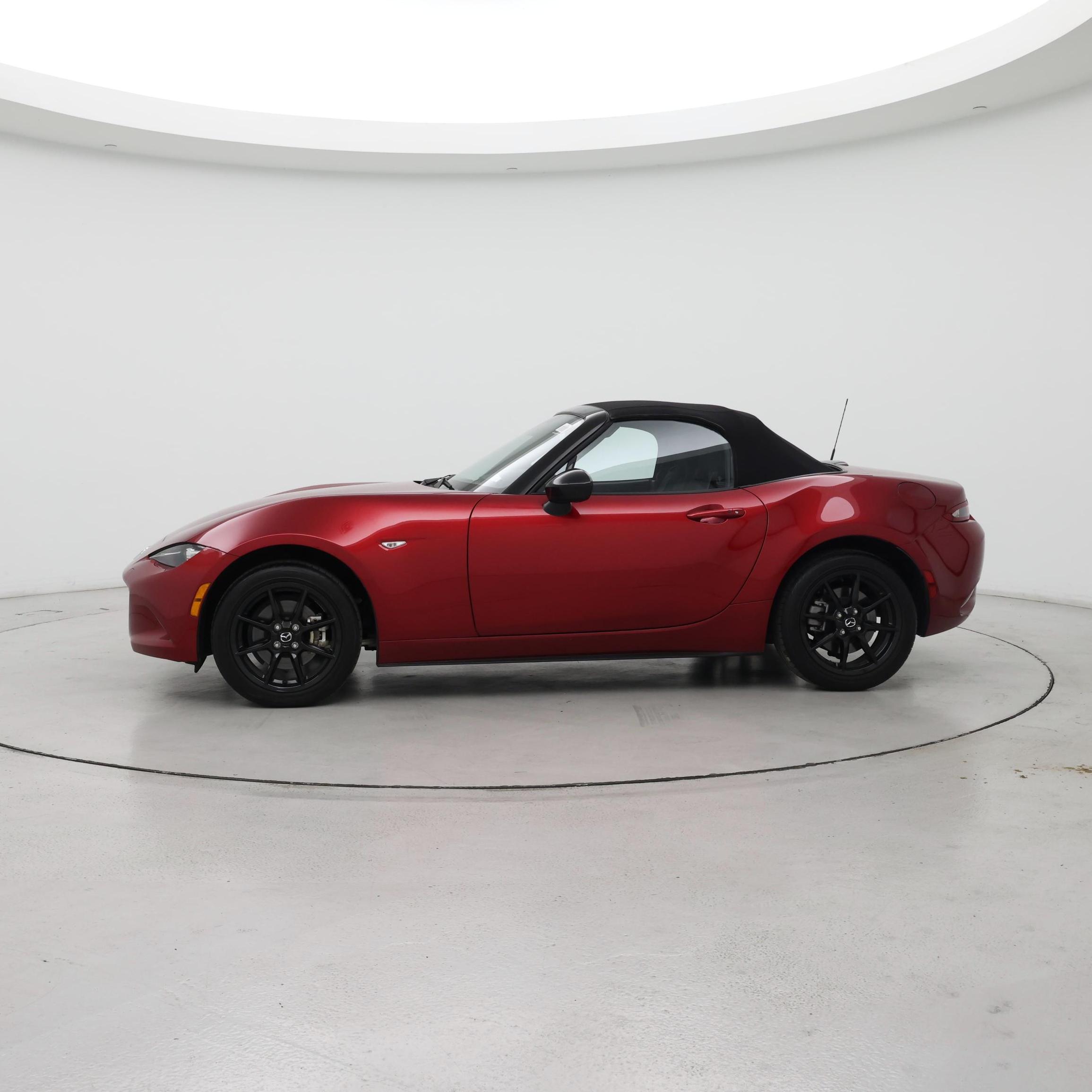 Thumbnail: 2023 Mazda MX-5 Miata - 3