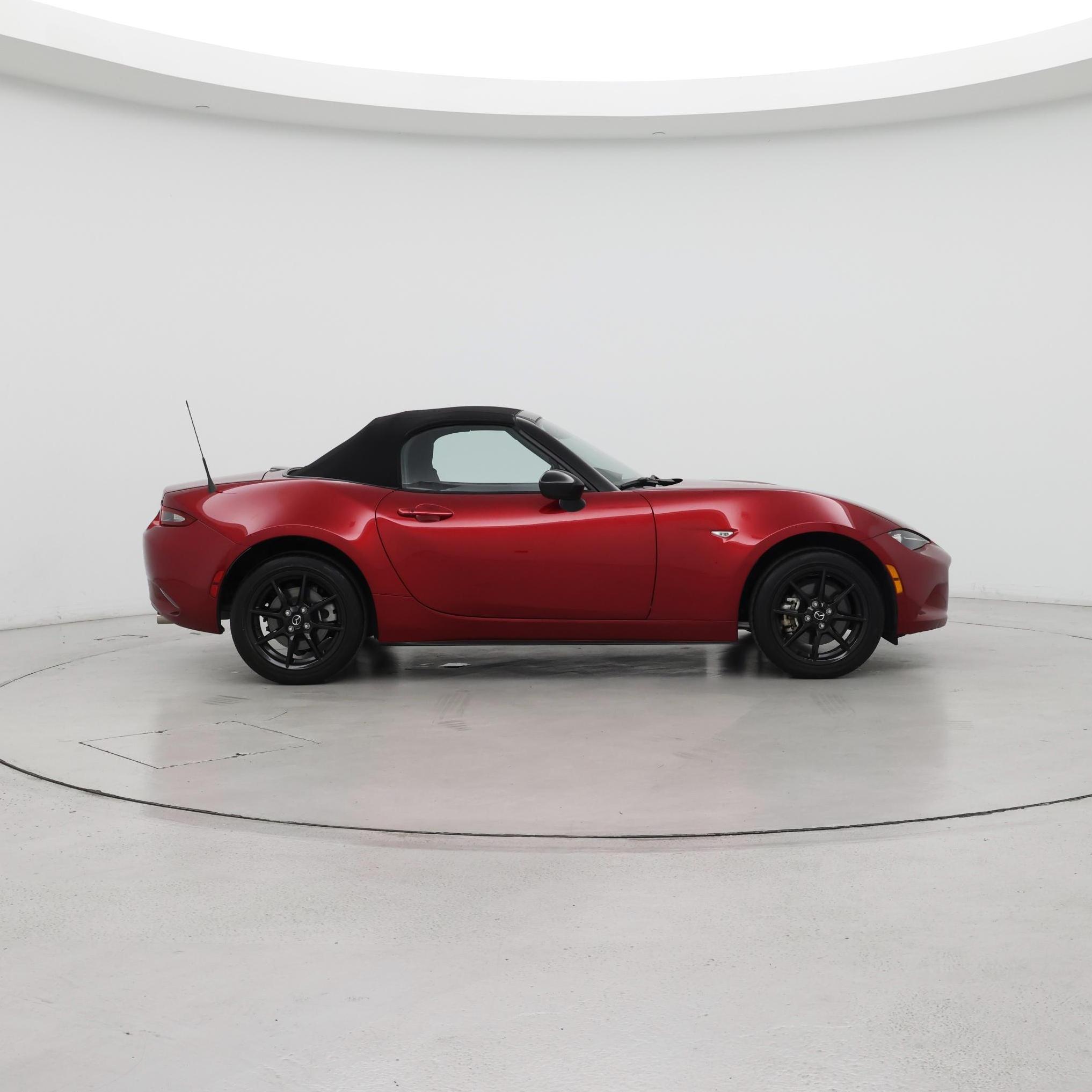 Thumbnail: 2023 Mazda MX-5 Miata - 7