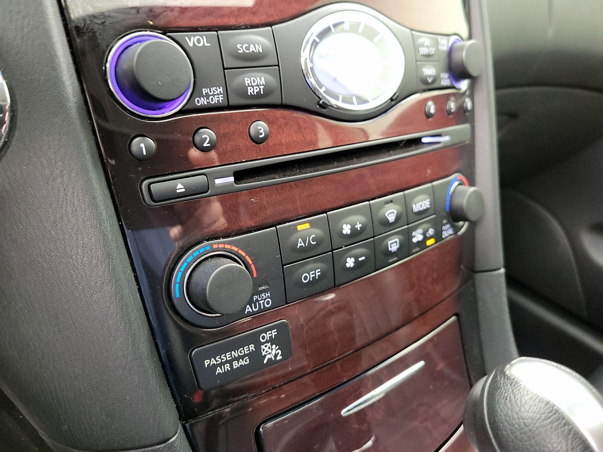 Thumbnail: 2017 INFINITI QX50 - 17