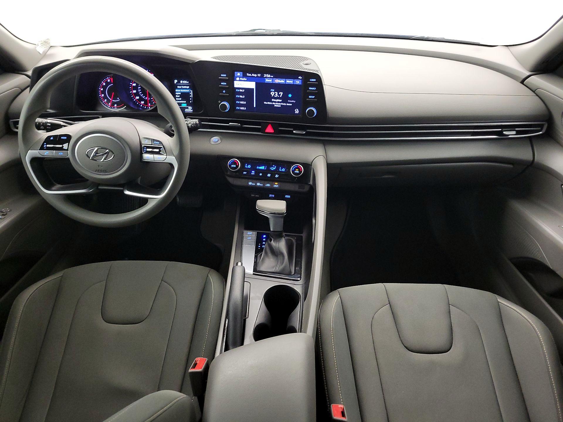 Thumbnail: 2023 Hyundai Elantra - 9