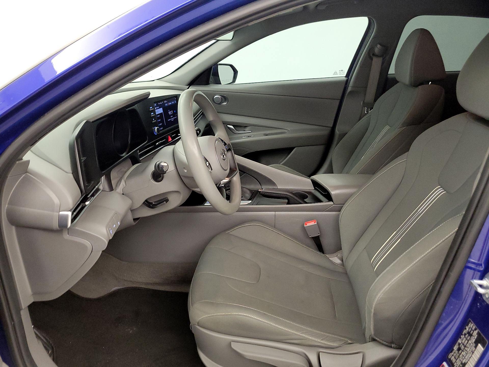 Thumbnail: 2023 Hyundai Elantra - 11