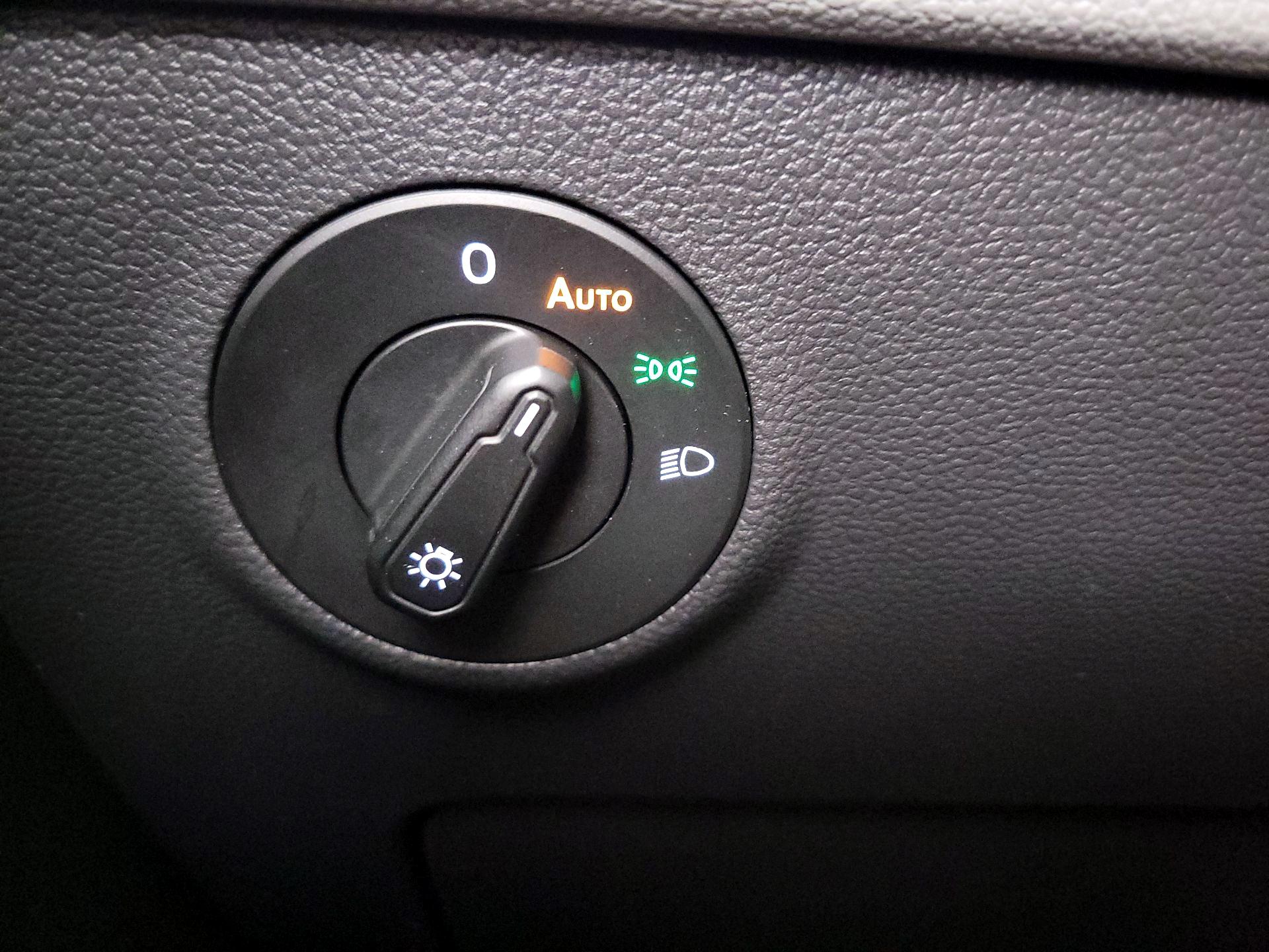 Thumbnail: 2023 Volkswagen Taos - 13