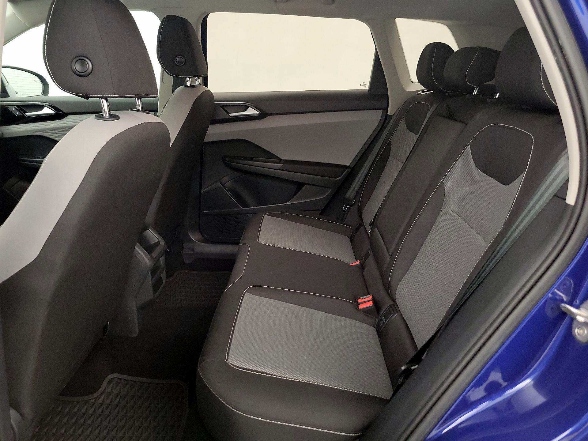 Thumbnail: 2023 Volkswagen Taos - 19