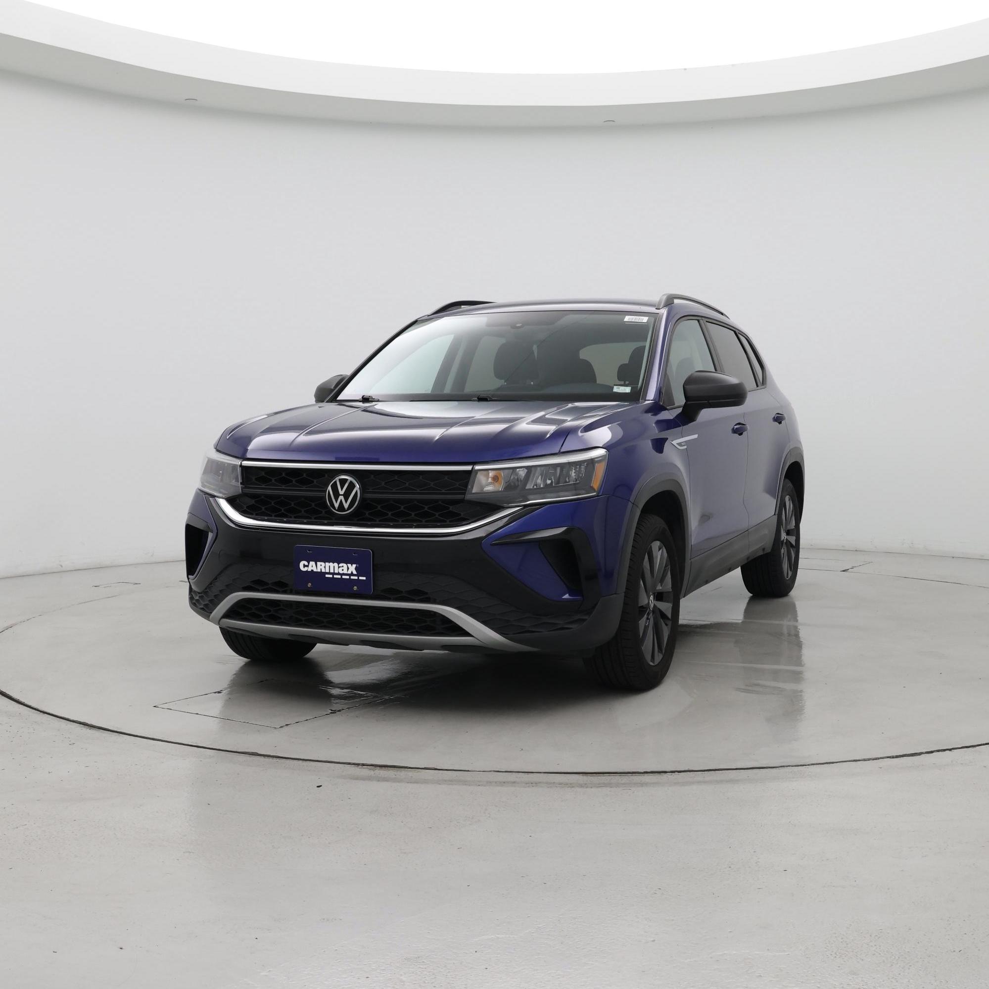 Thumbnail: 2023 Volkswagen Taos - 4