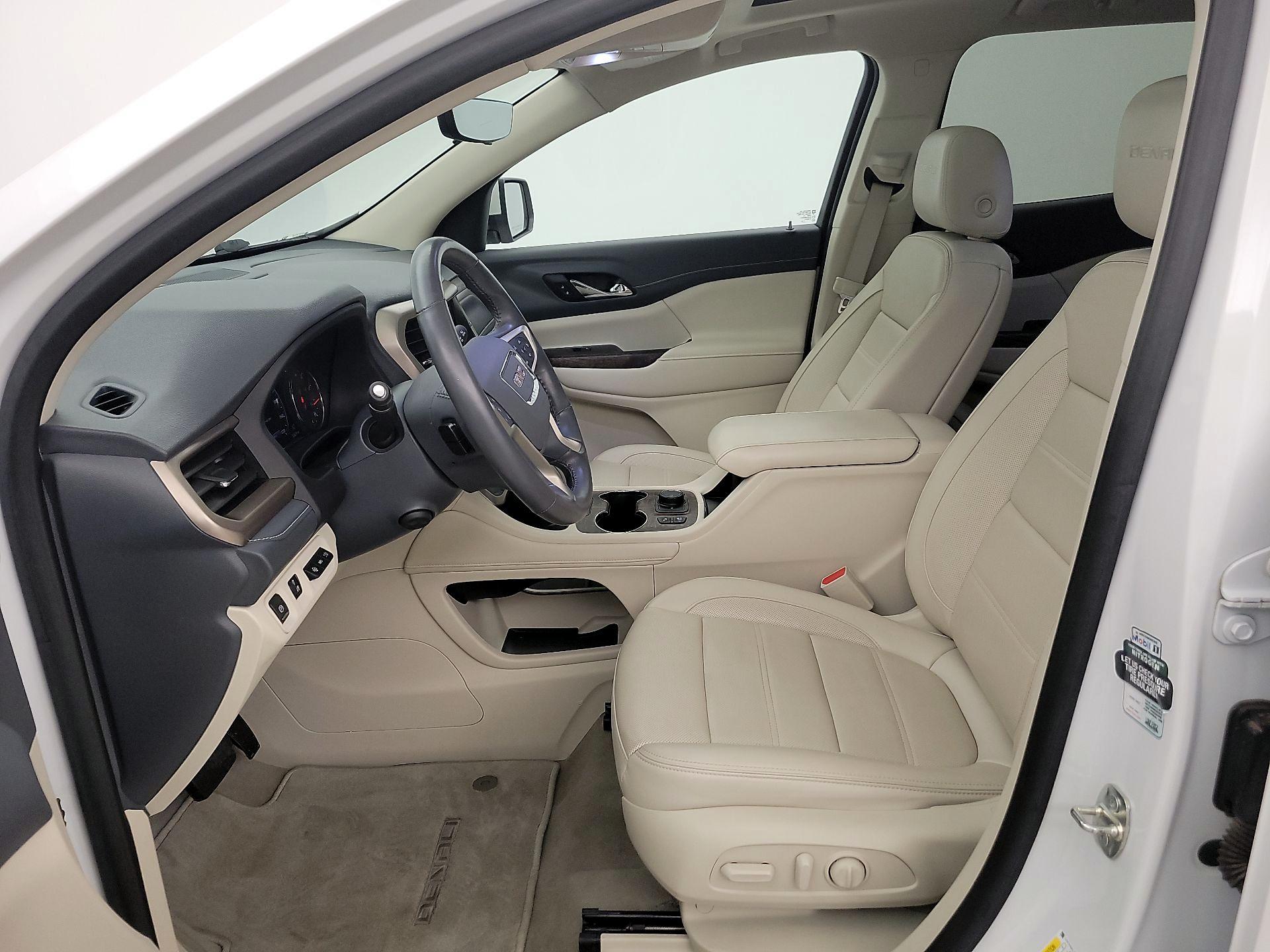 Thumbnail: 2020 GMC Acadia - 11