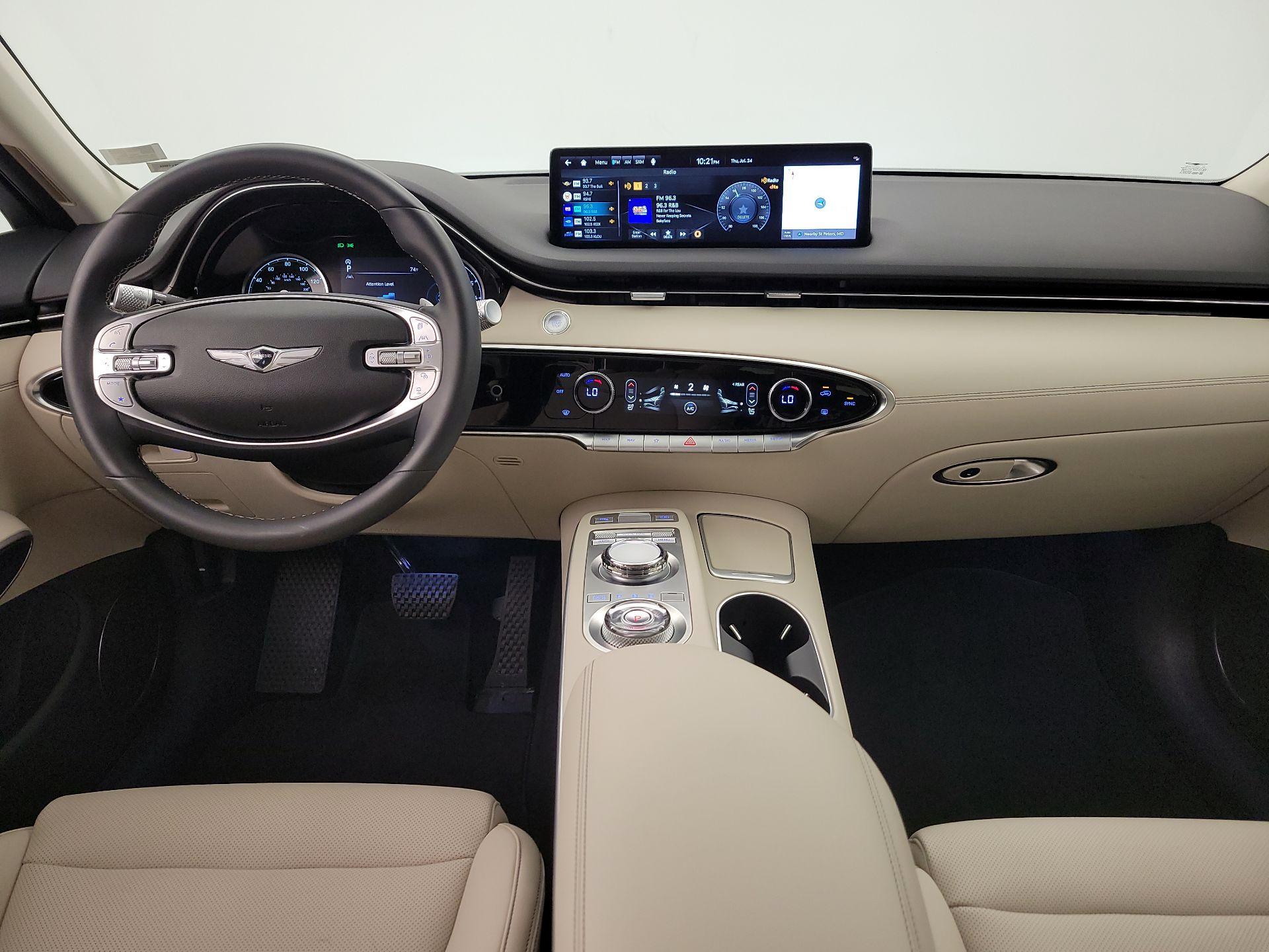 Thumbnail: 2025 Genesis GV70 - 9