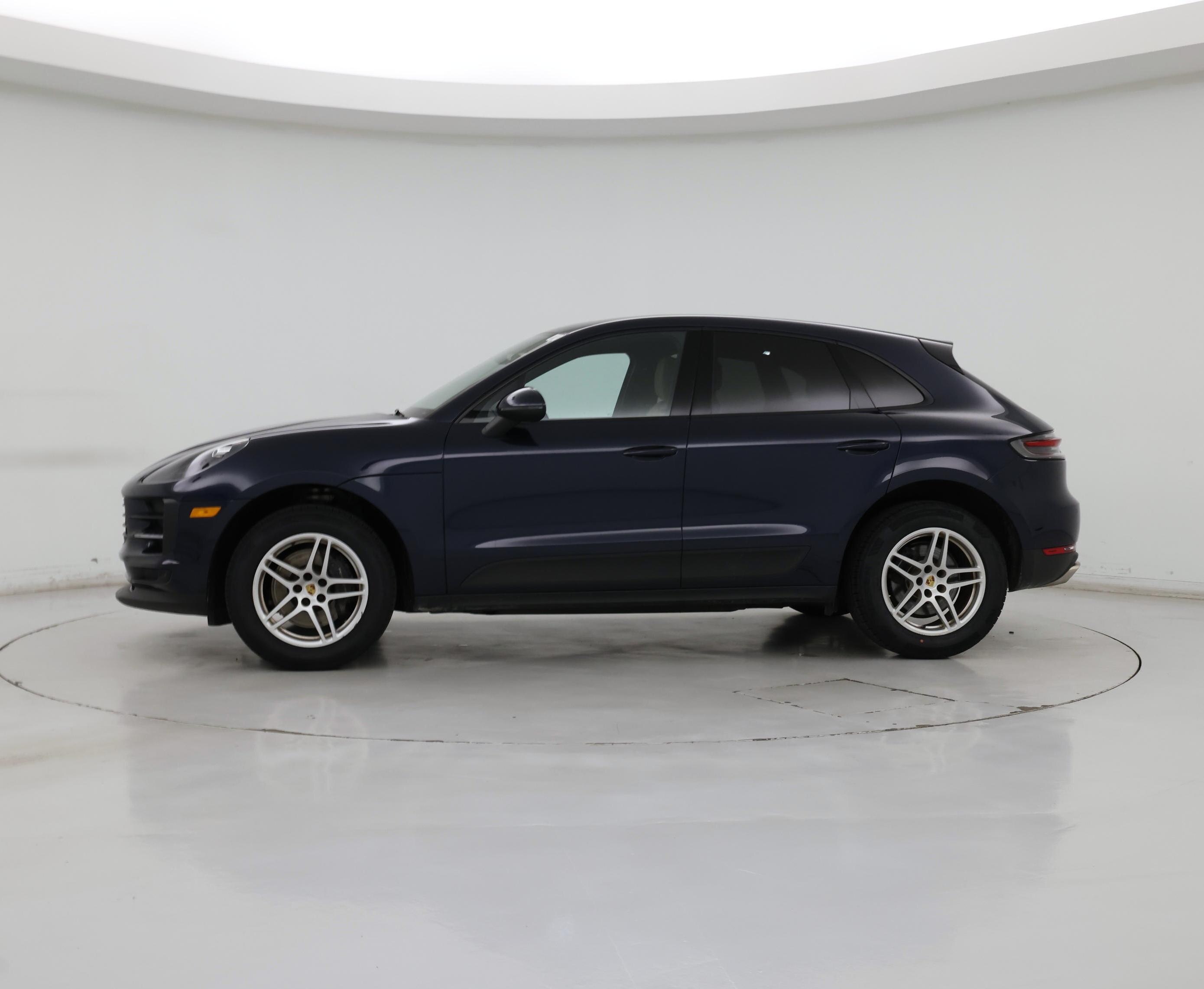 Thumbnail: 2021 Porsche Macan - 5
