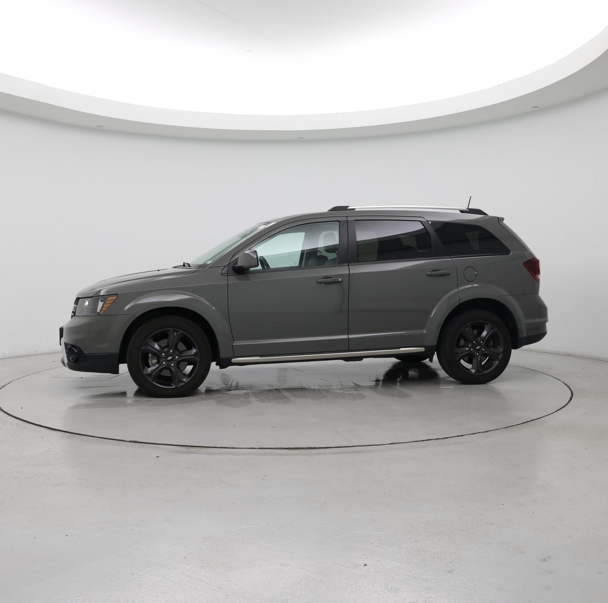 Thumbnail: 2020 Dodge Journey - 3