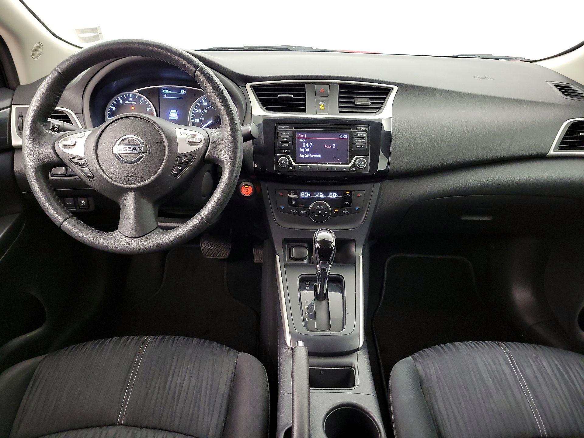 Thumbnail: 2018 Nissan Sentra - 9