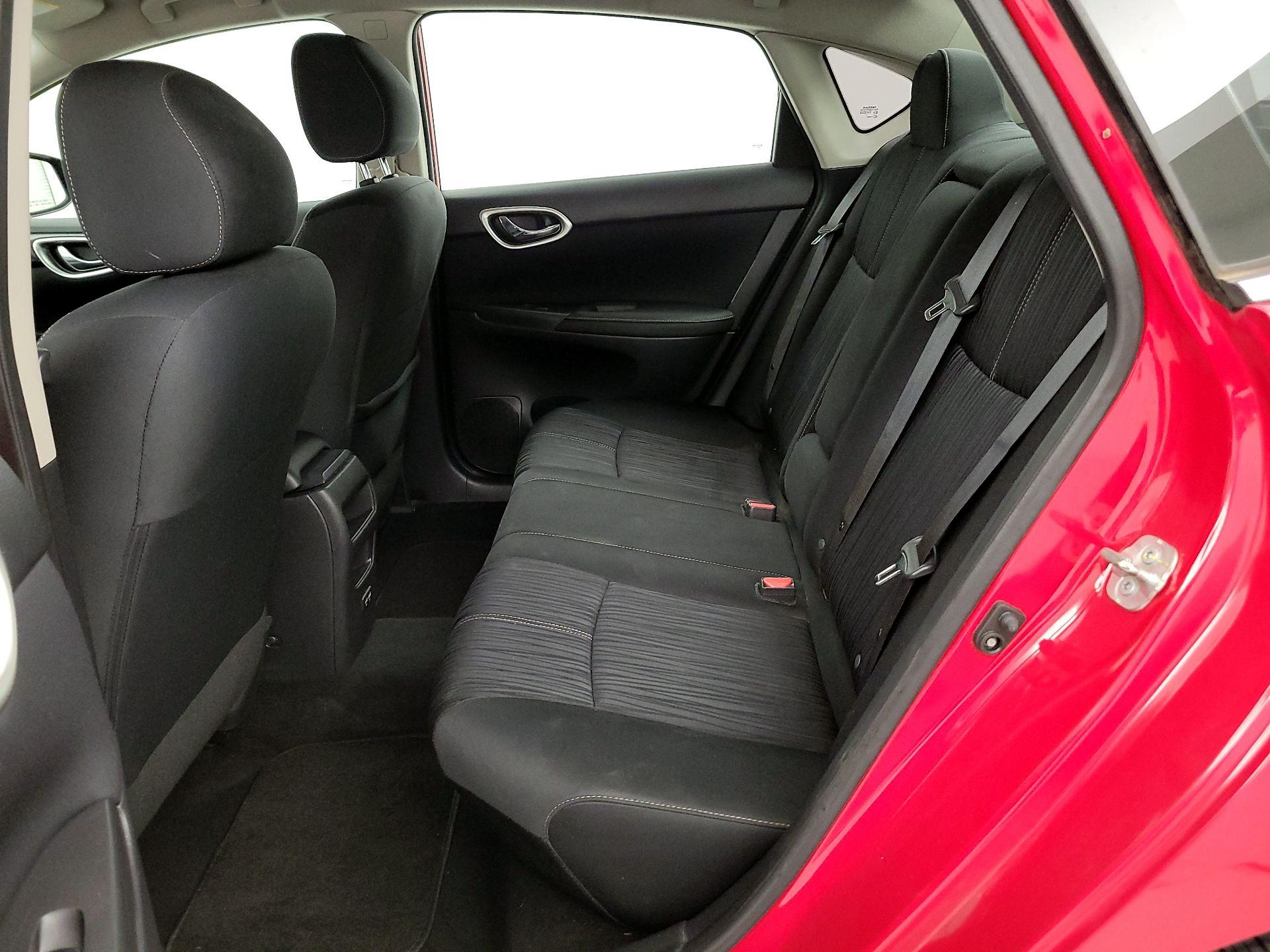 Thumbnail: 2018 Nissan Sentra - 19