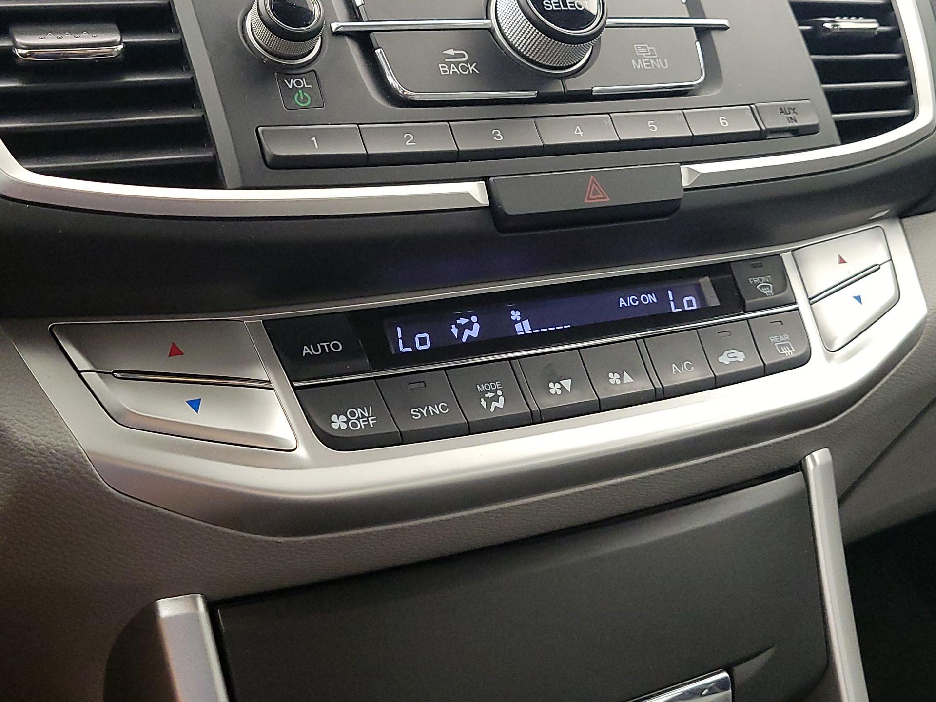 Thumbnail: 2014 Honda Accord - 16