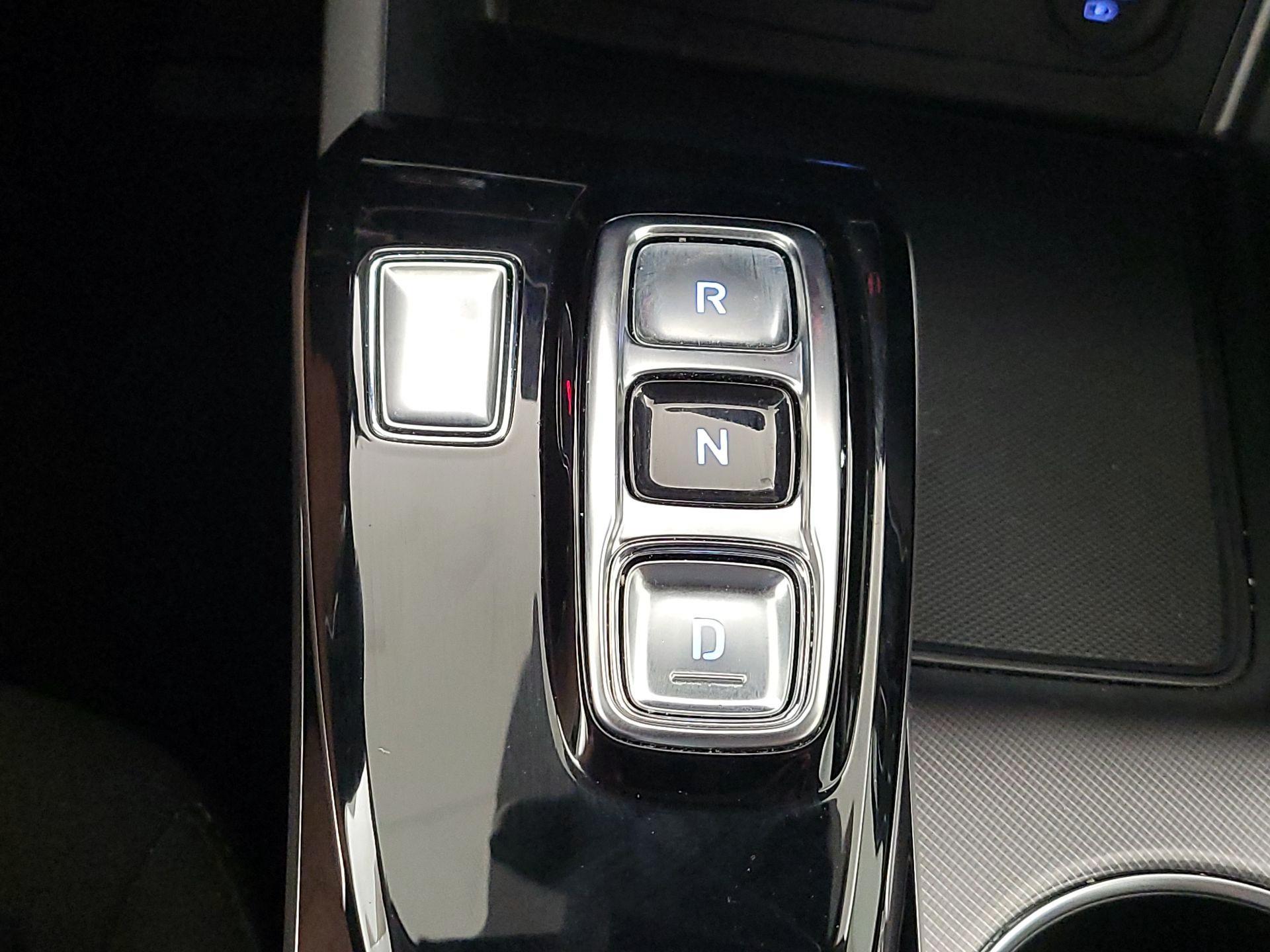 Thumbnail: 2023 Hyundai Sonata - 17