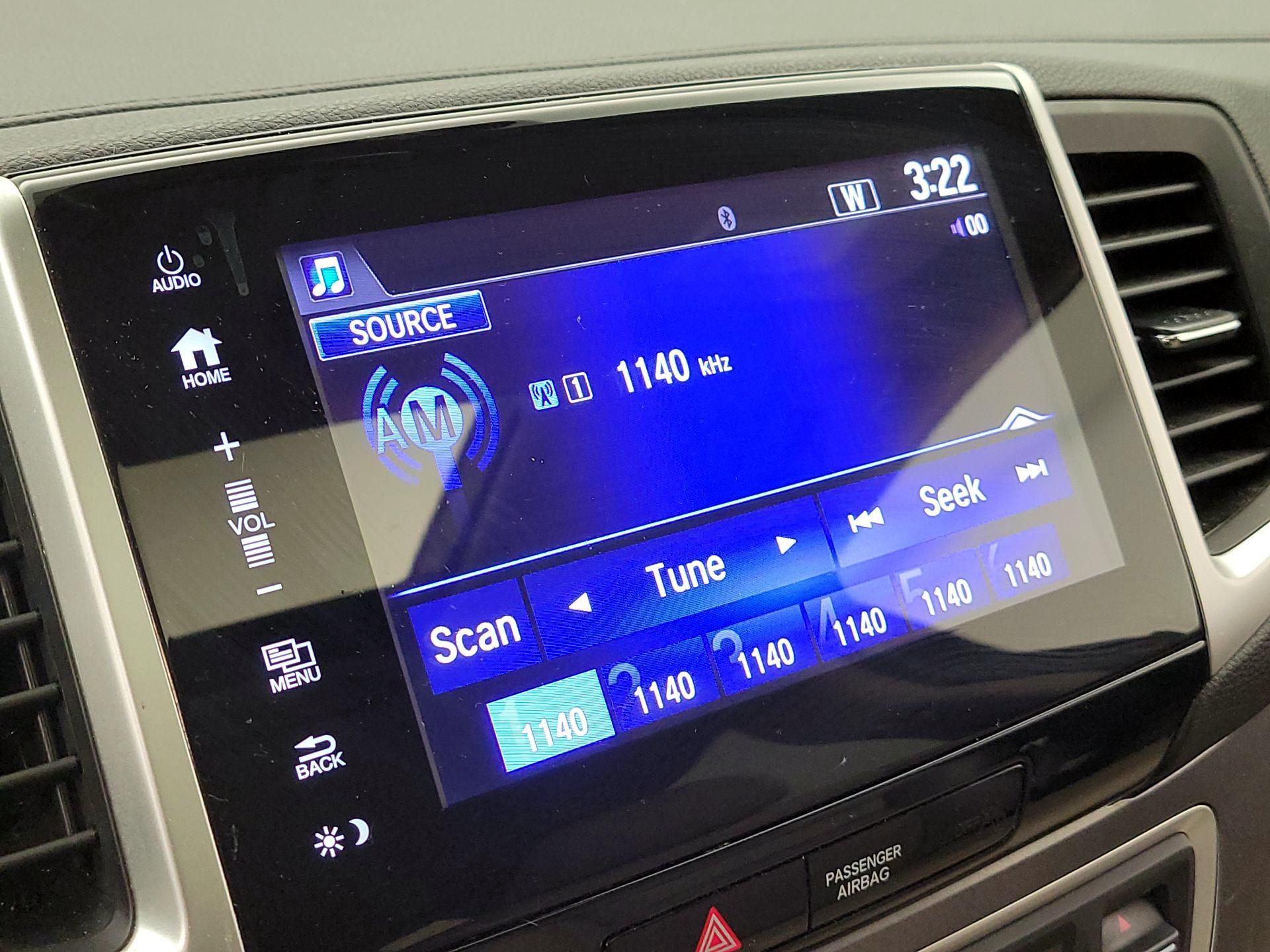 Thumbnail: 2018 Honda Pilot - 15