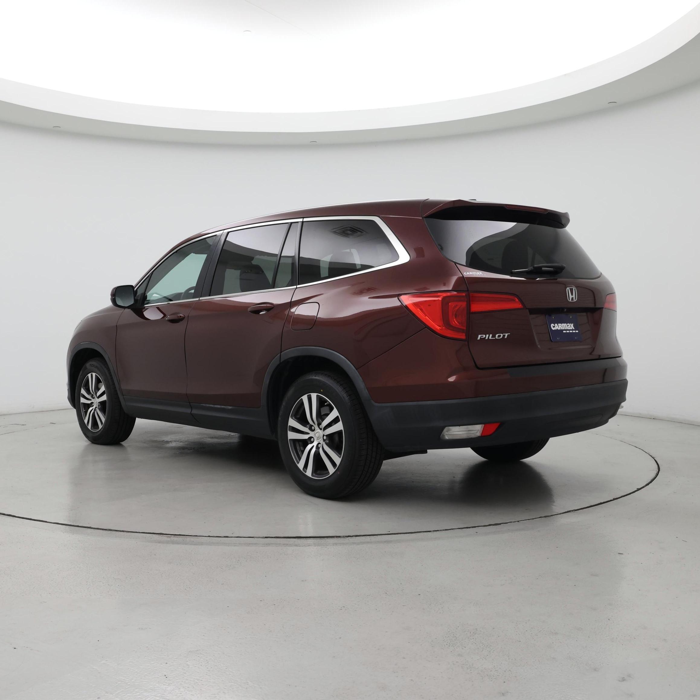 Thumbnail: 2018 Honda Pilot - 2