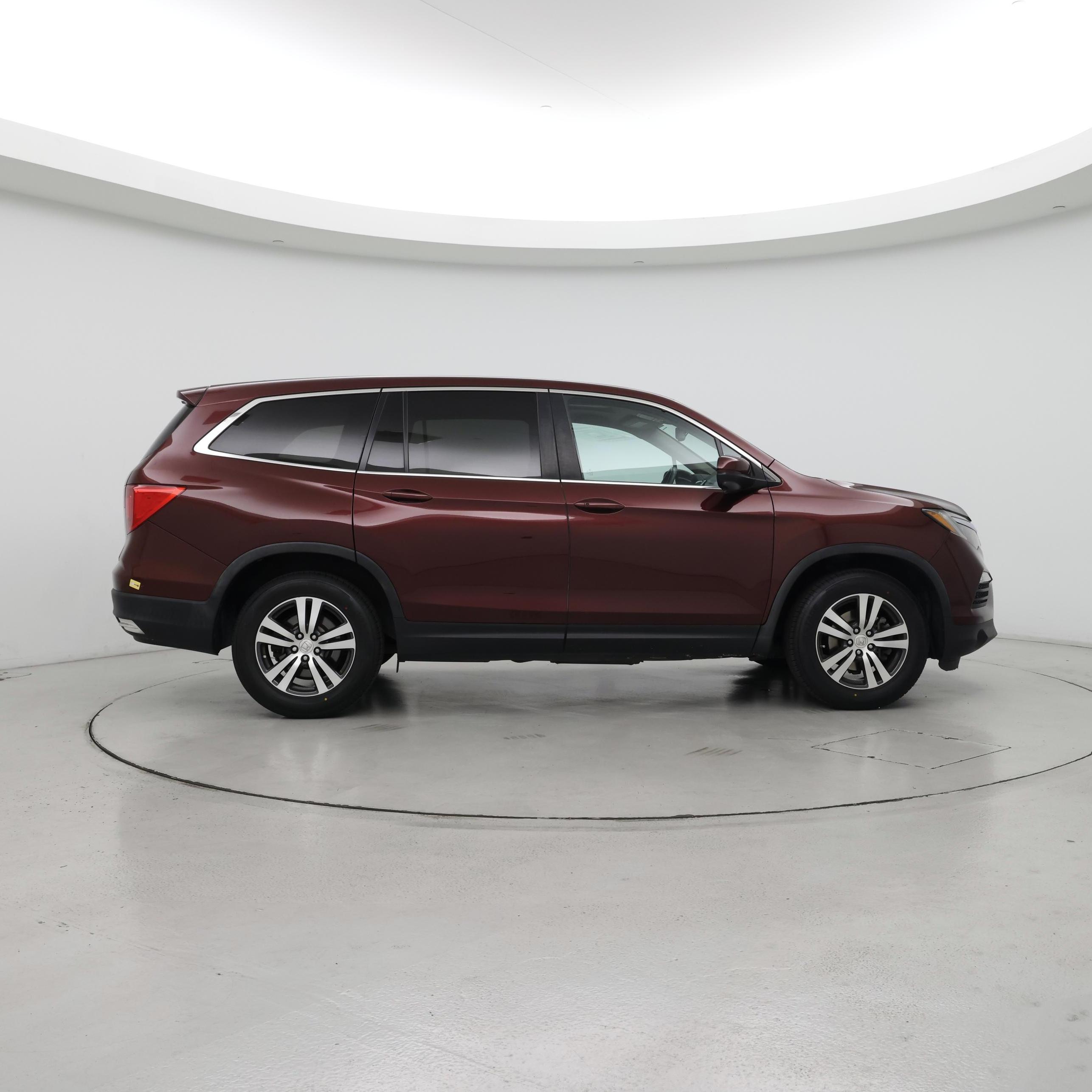 Thumbnail: 2018 Honda Pilot - 7