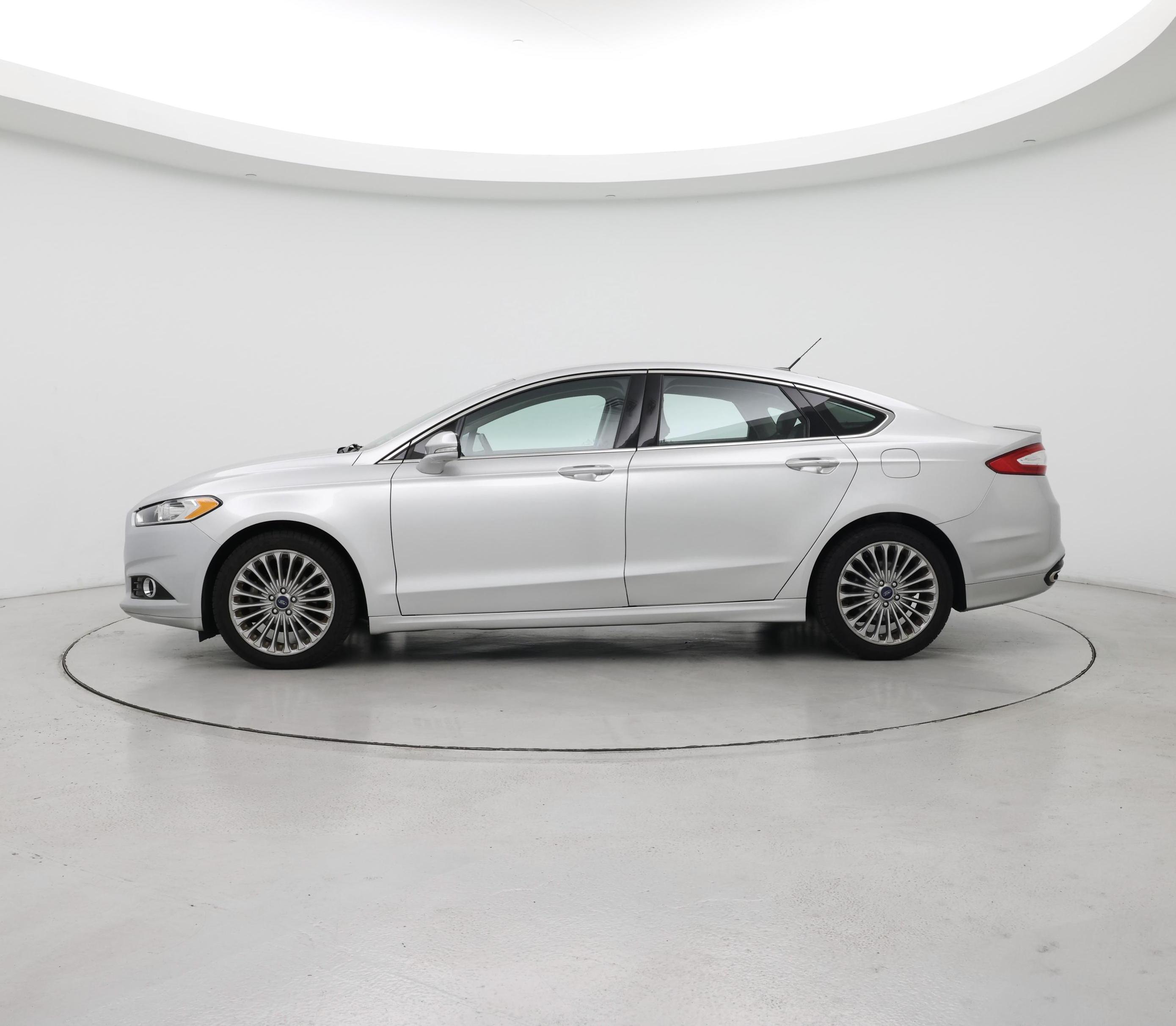 Thumbnail: 2016 Ford Fusion - 3
