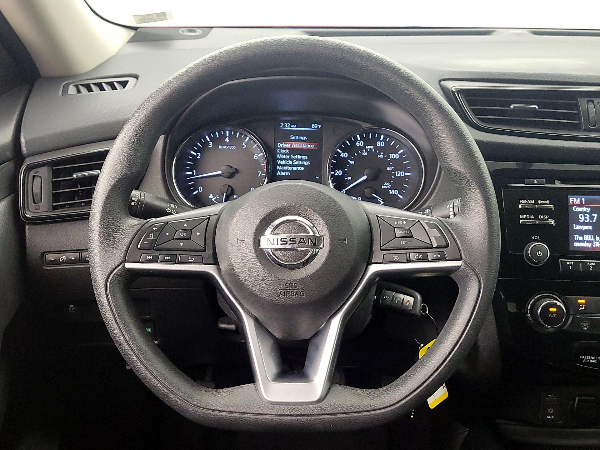 Thumbnail: 2017 Nissan Rogue - 10