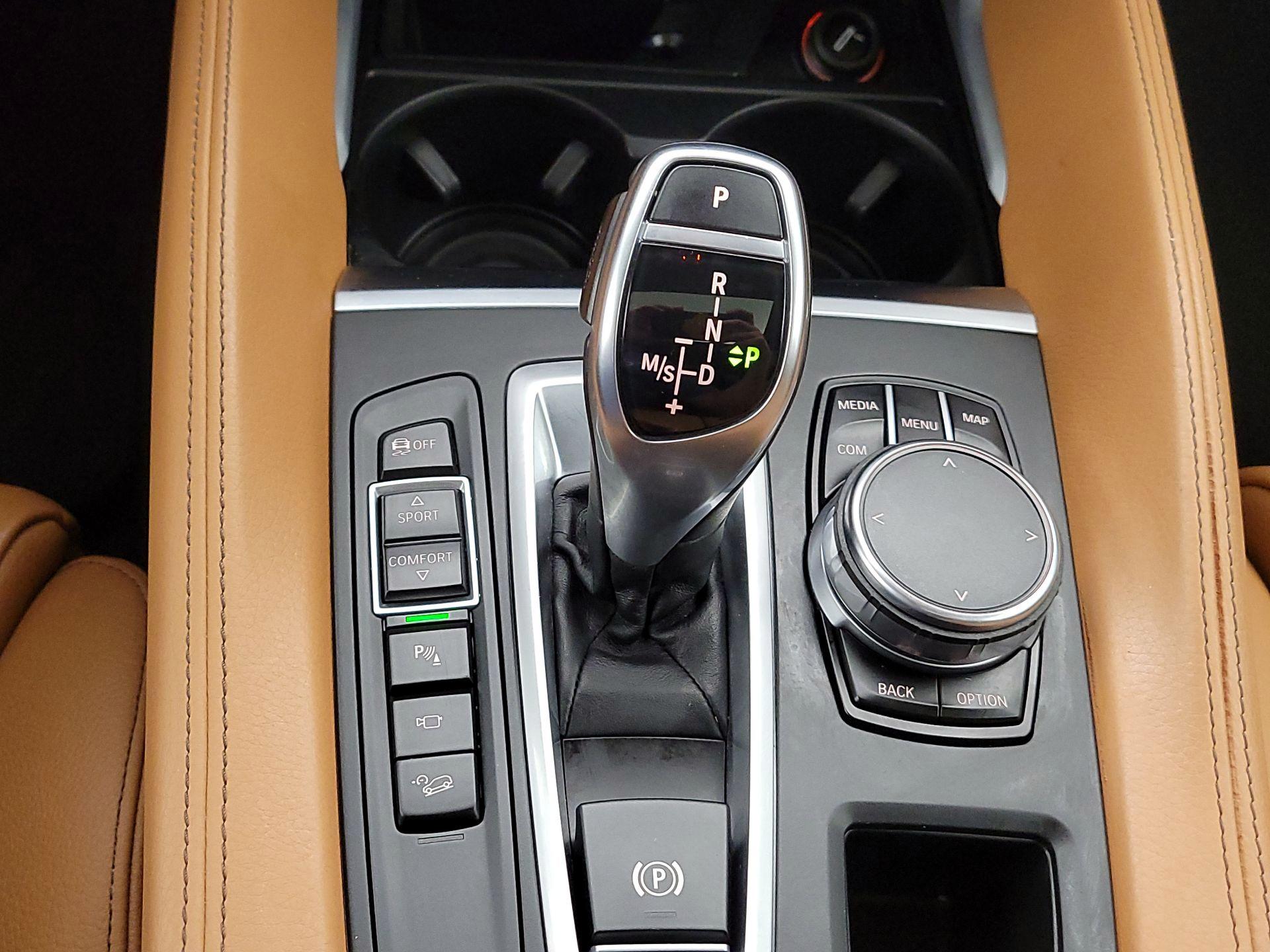 Thumbnail: 2019 BMW X6 - 18
