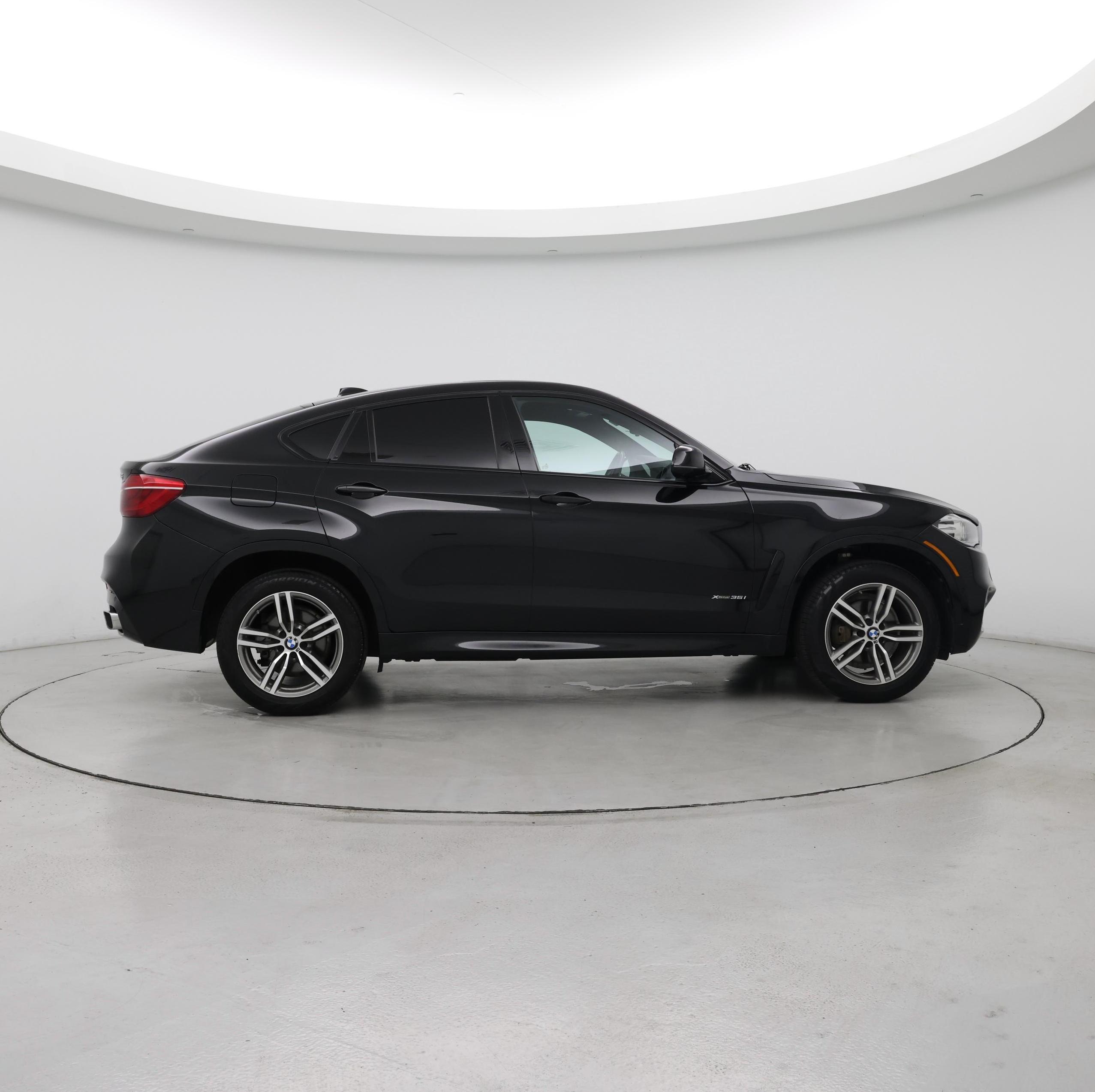 Thumbnail: 2019 BMW X6 - 7