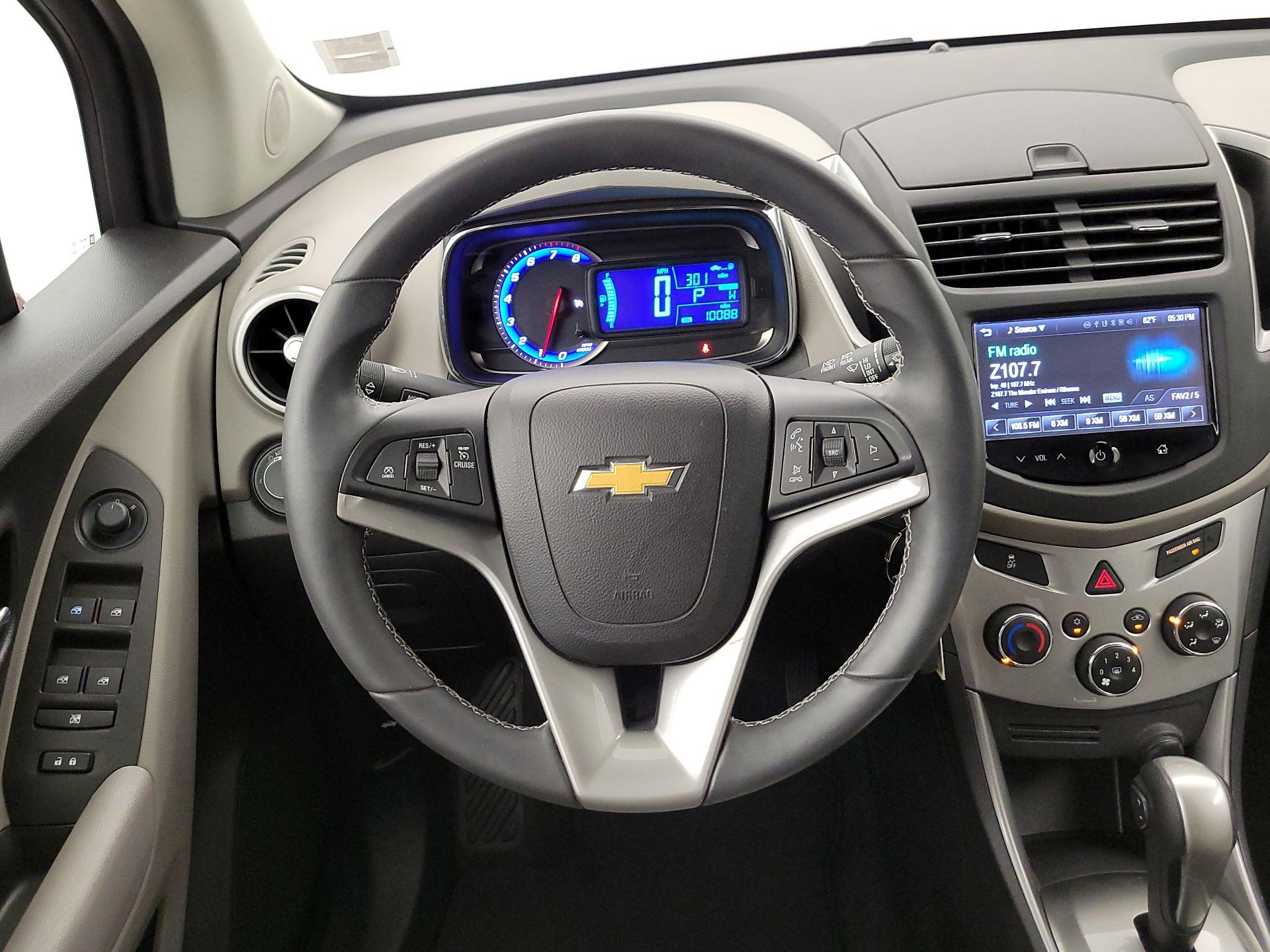 Thumbnail: 2015 Chevrolet Trax - 10