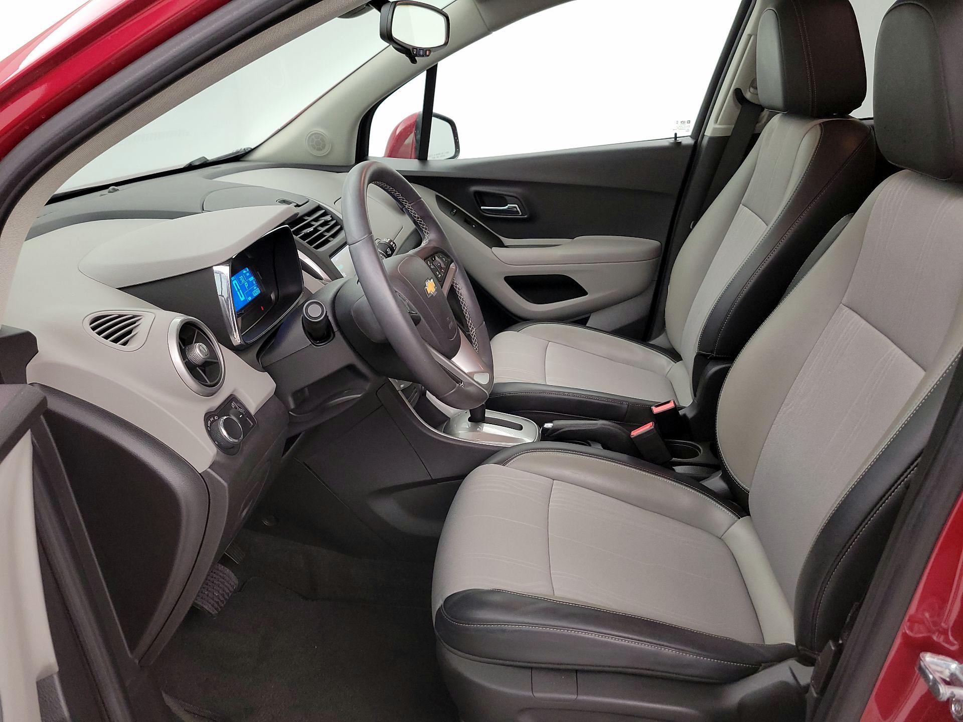 Thumbnail: 2015 Chevrolet Trax - 11