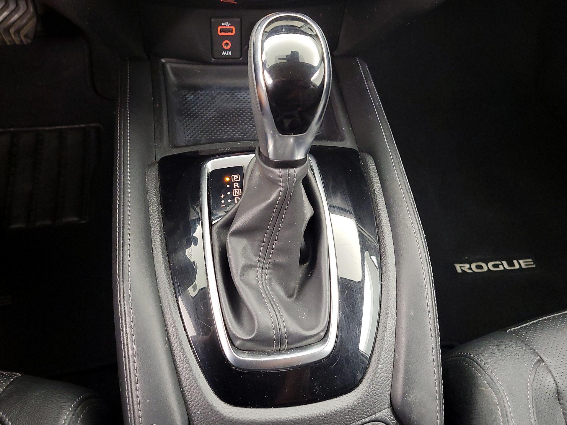 Thumbnail: 2017 Nissan Rogue - 18