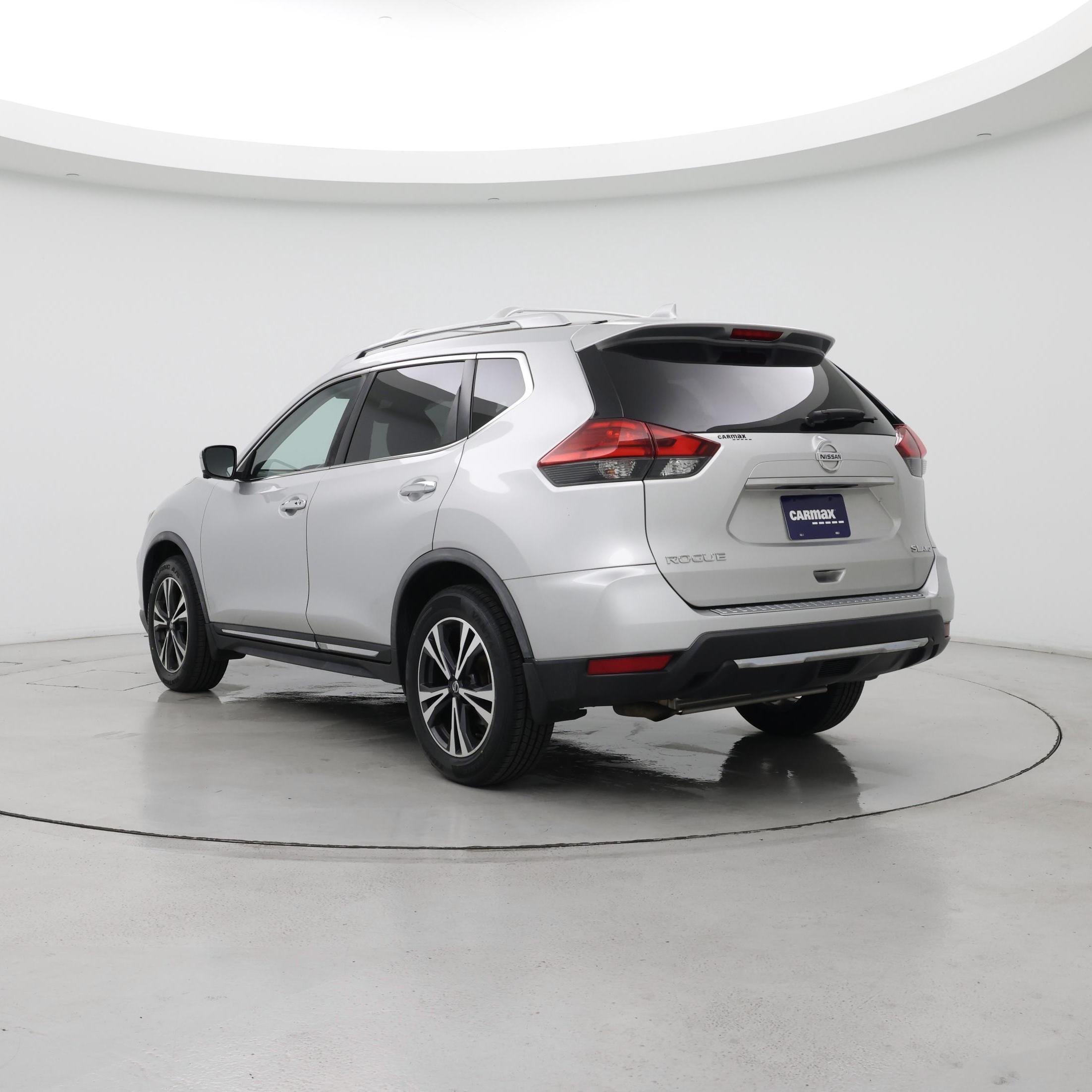Thumbnail: 2017 Nissan Rogue - 2