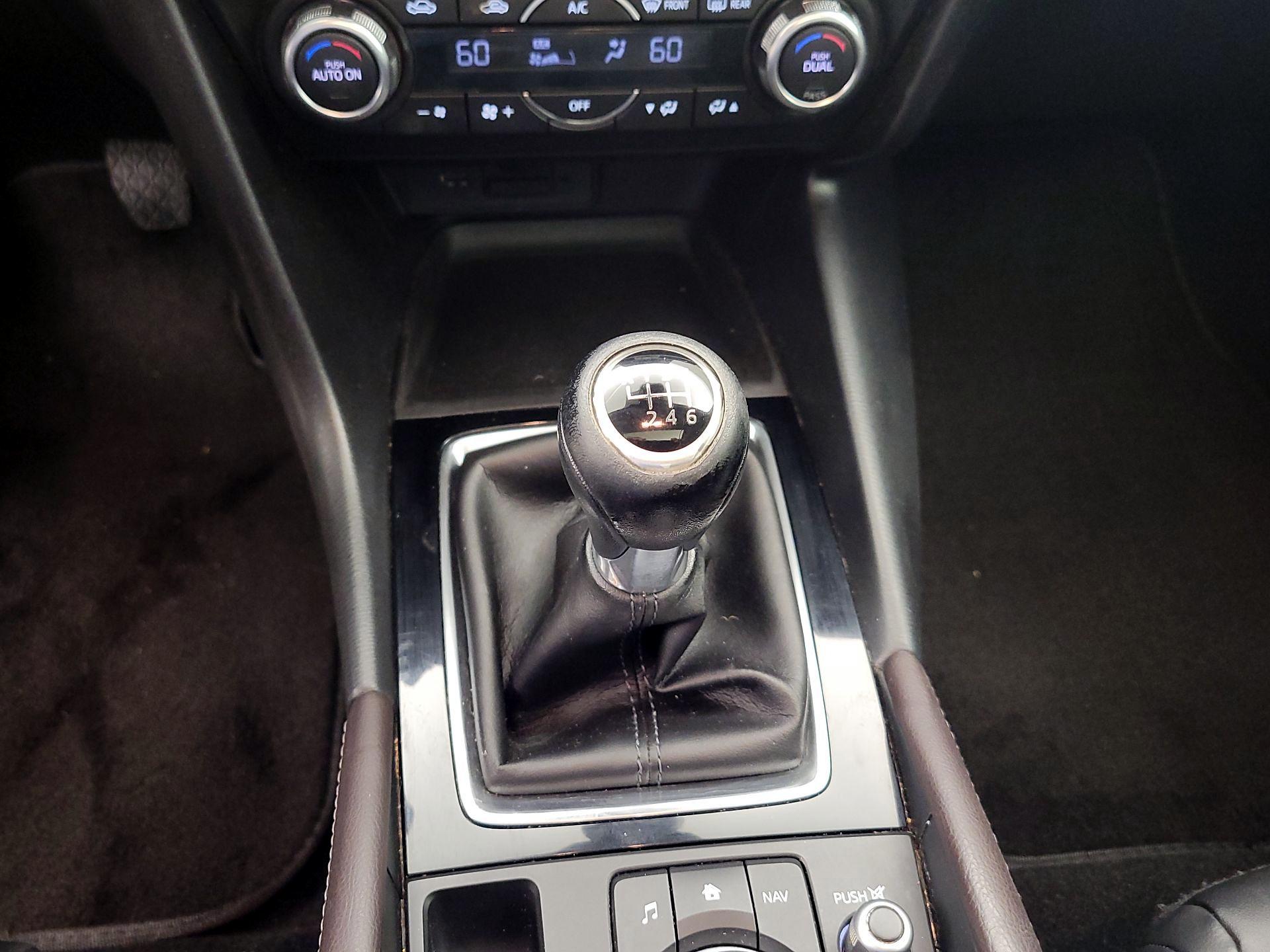 Thumbnail: 2017 Mazda Mazda3 - 17