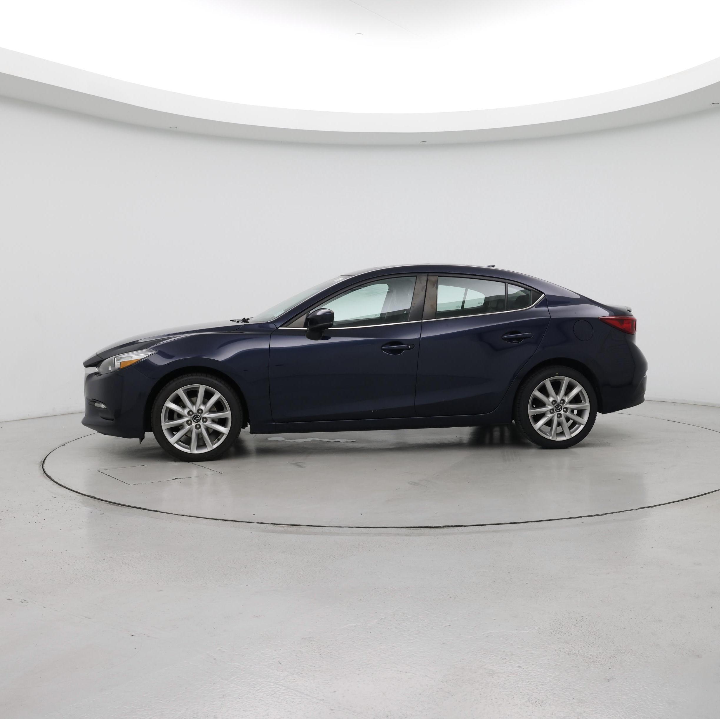 Thumbnail: 2017 Mazda Mazda3 - 3