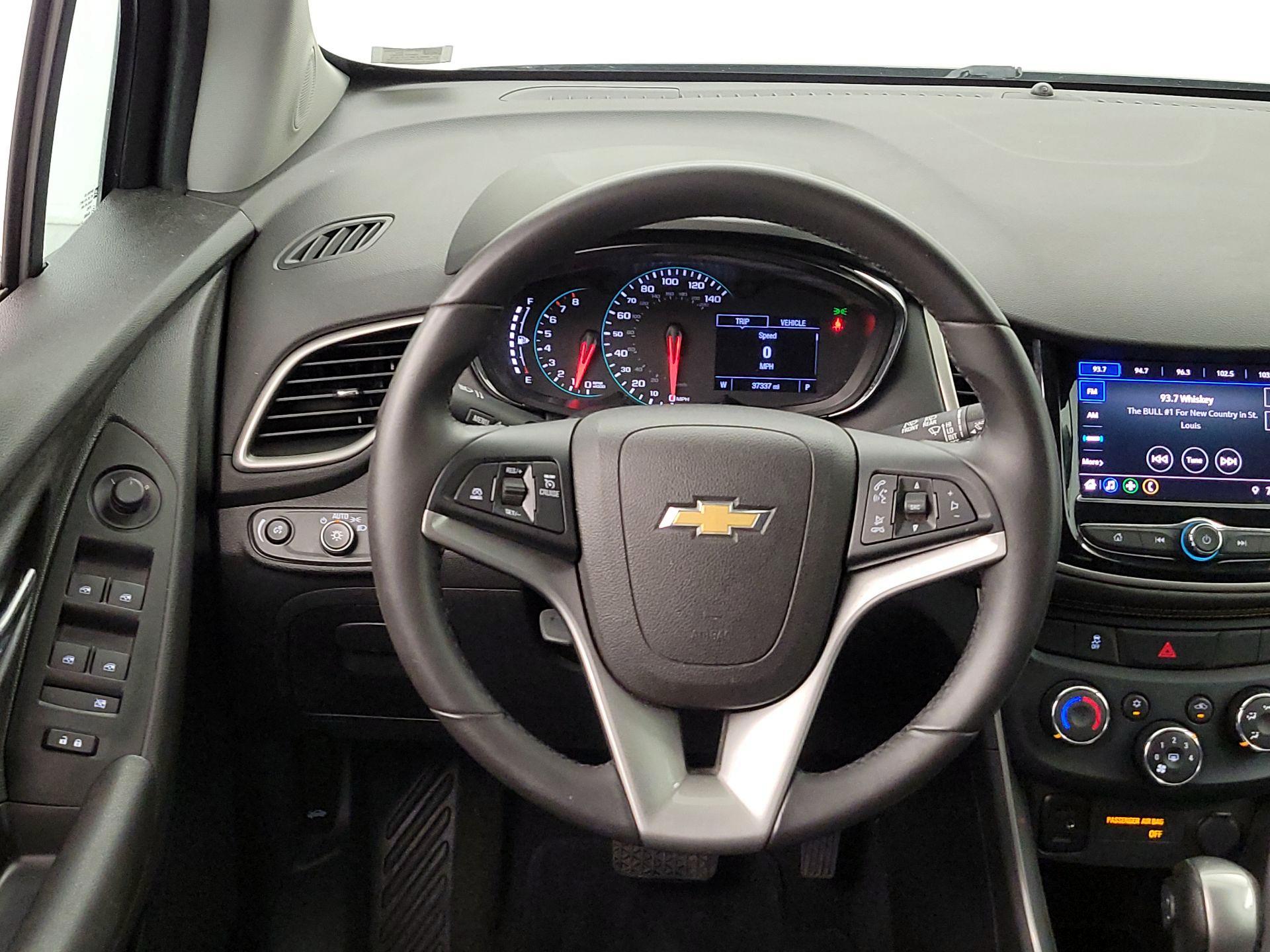 Thumbnail: 2020 Chevrolet Trax - 10