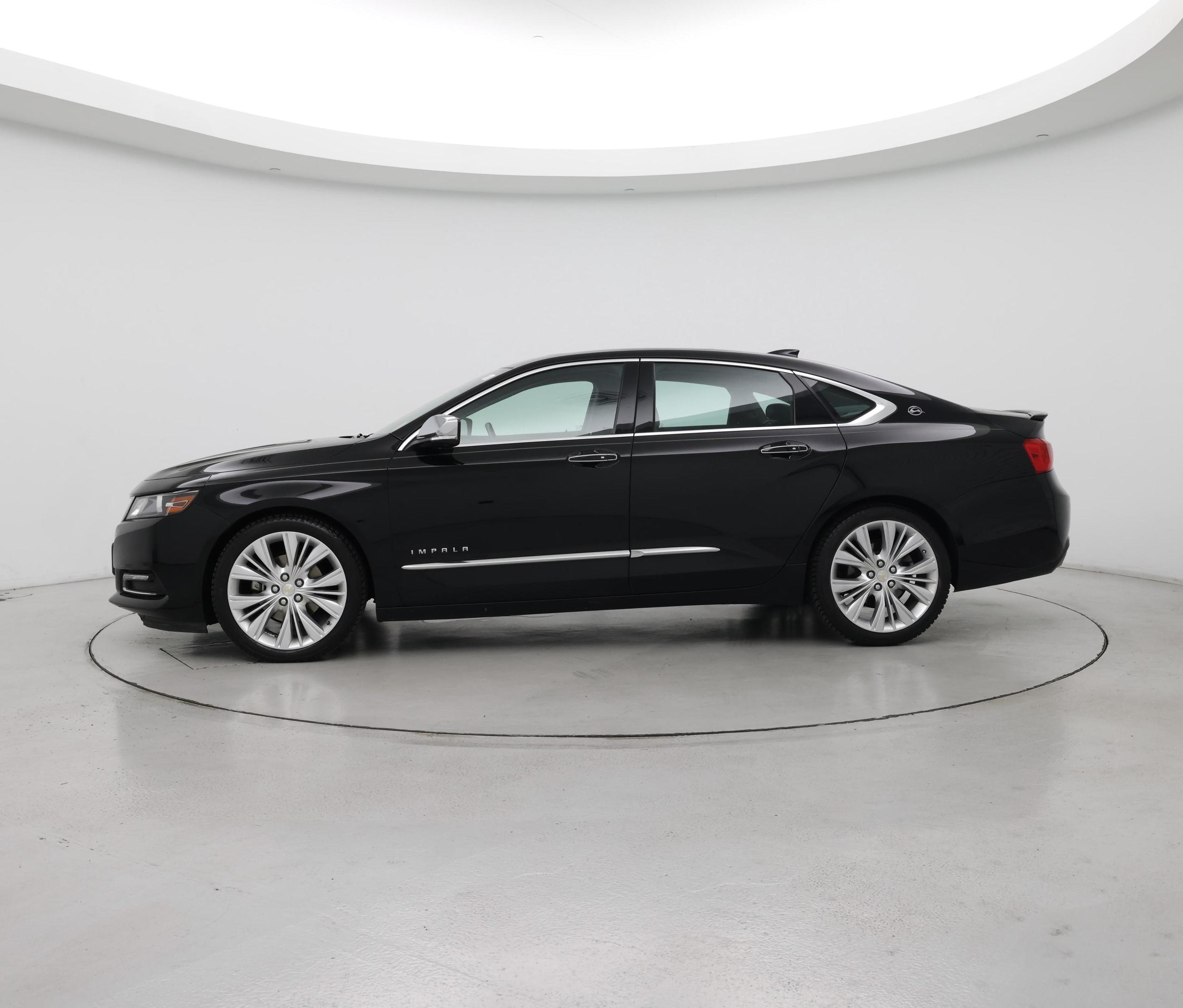 Thumbnail: 2015 Chevrolet Impala - 3