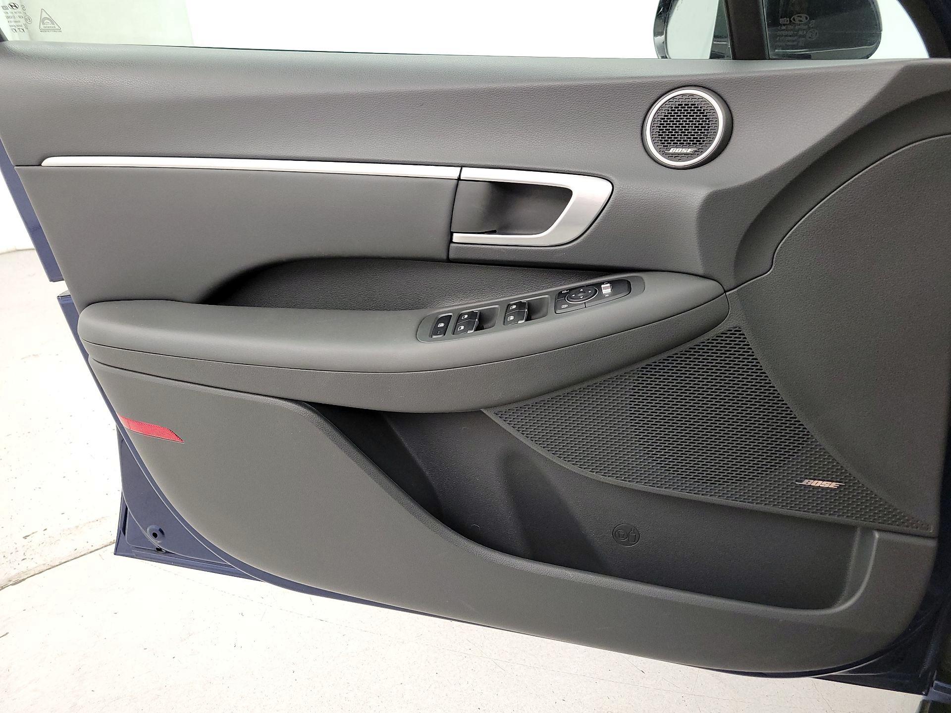 Thumbnail: 2020 Hyundai Sonata - 12