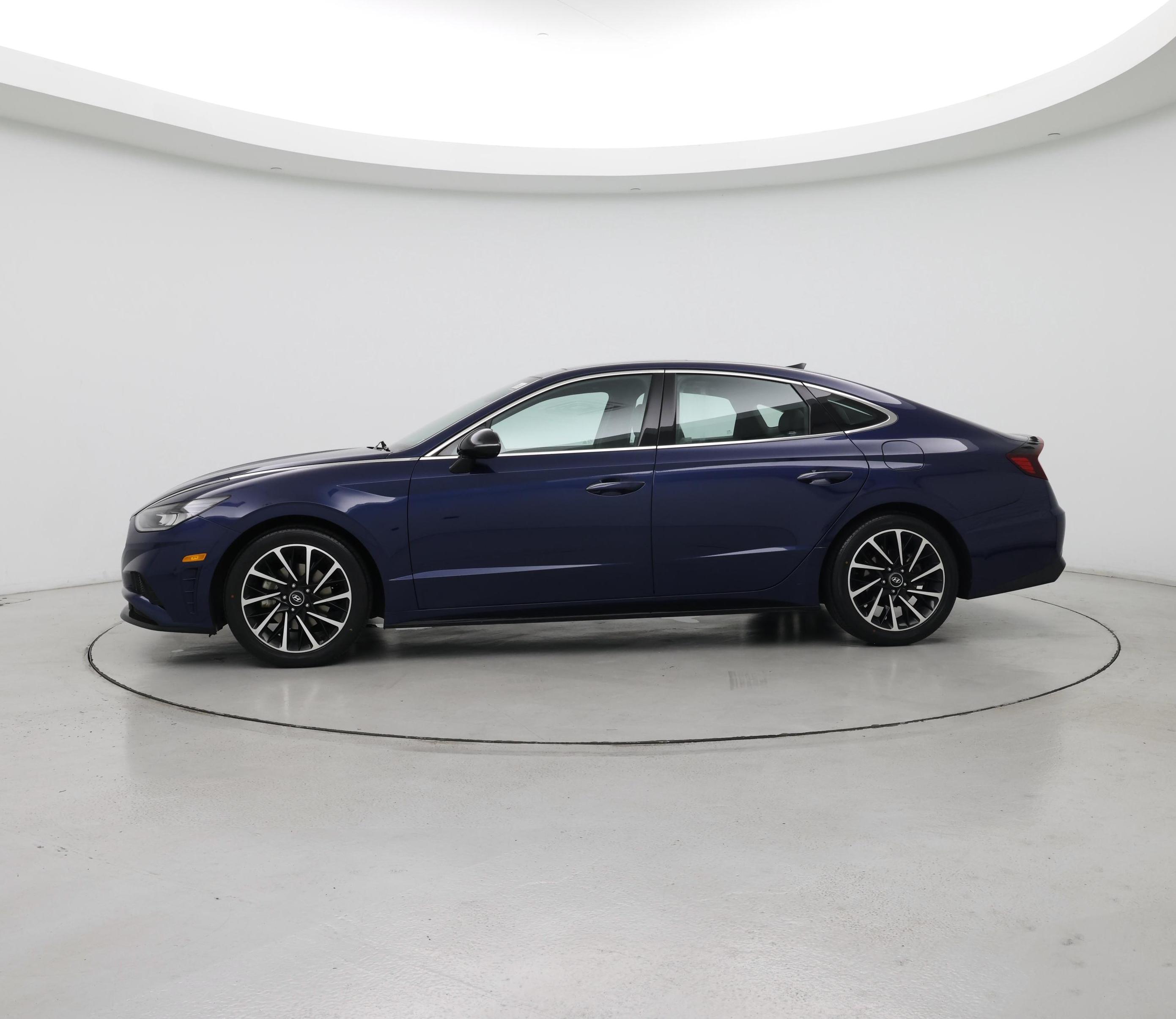 Thumbnail: 2020 Hyundai Sonata - 3