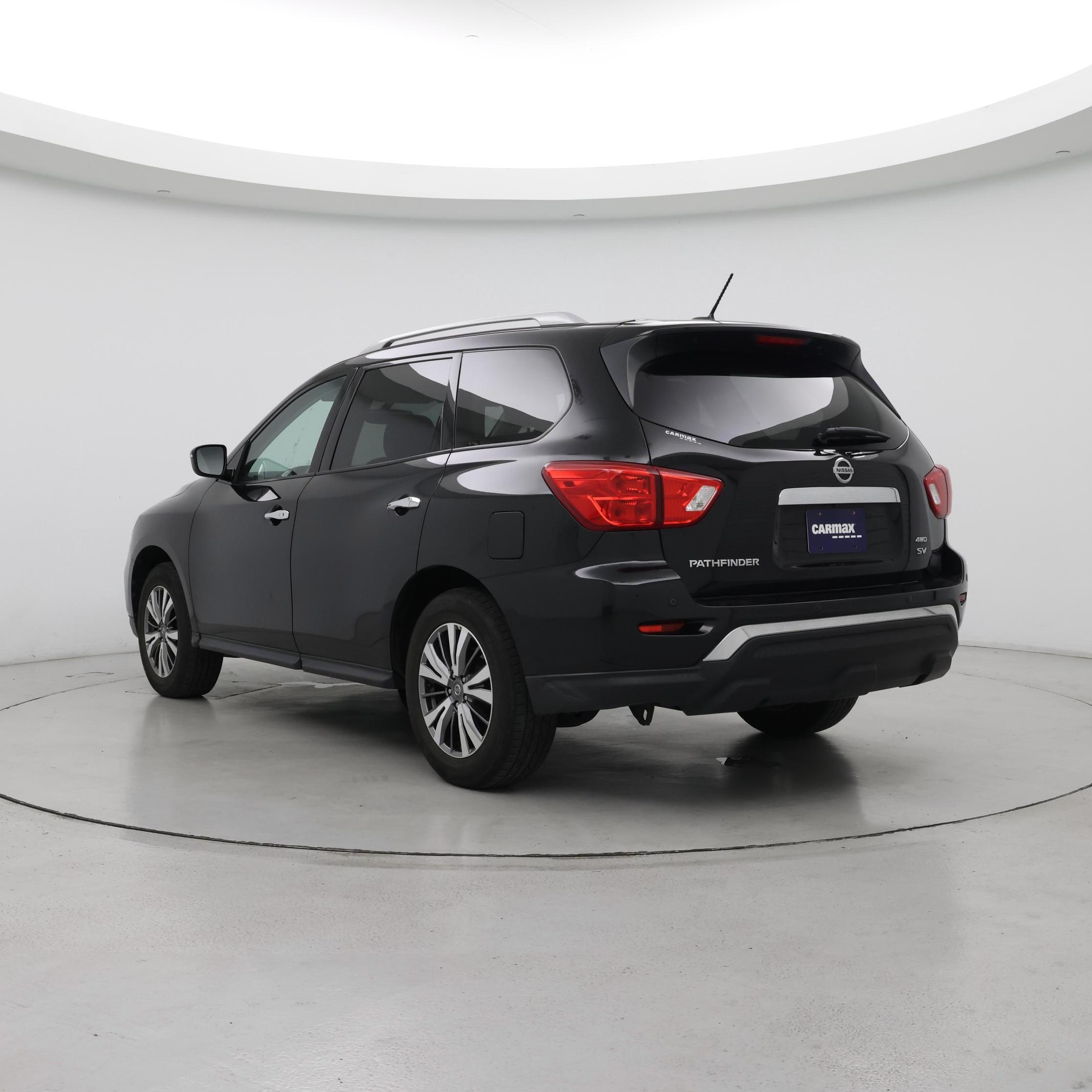 Thumbnail: 2018 Nissan Pathfinder - 2