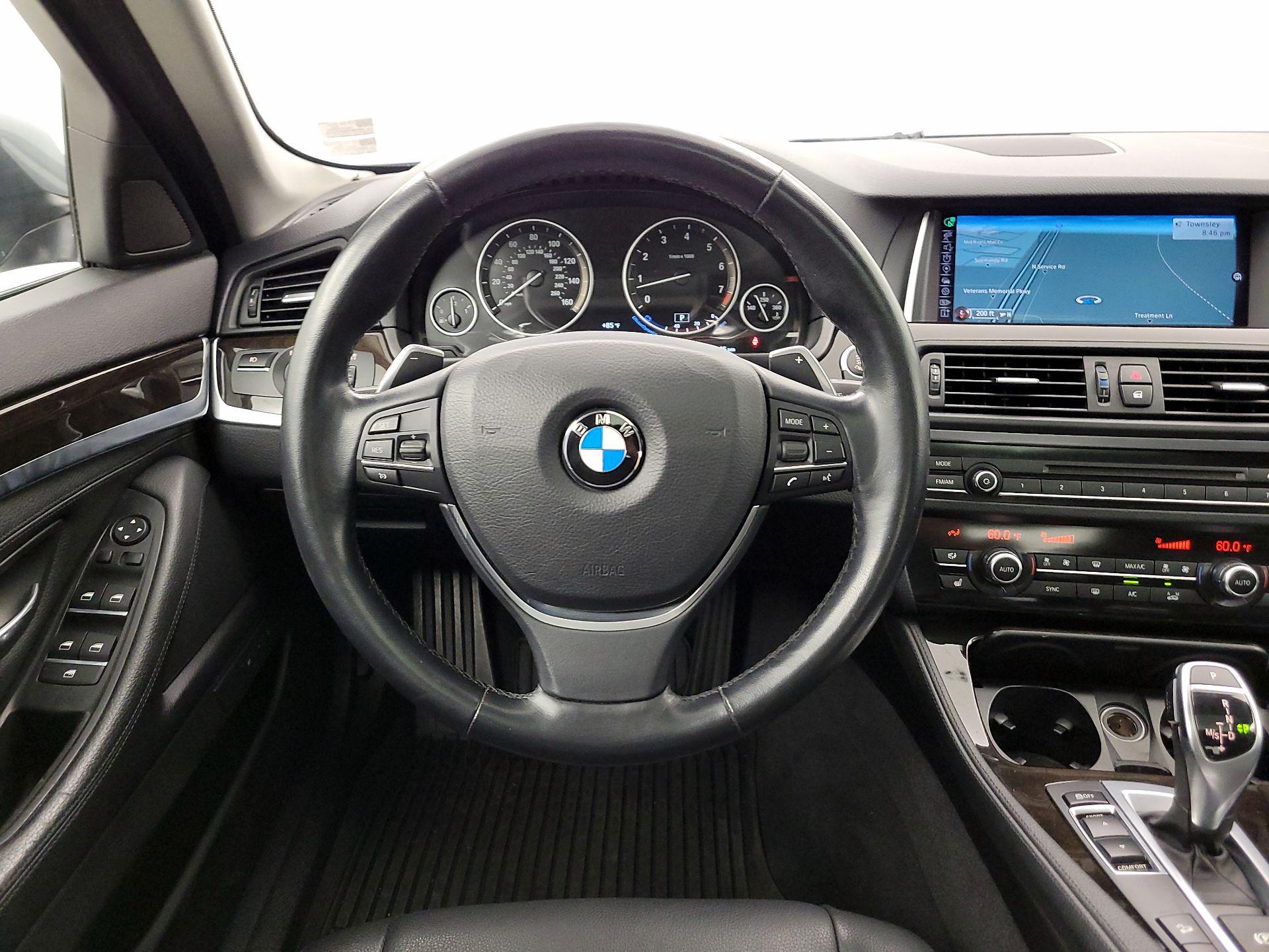 Thumbnail: 2016 BMW 5 Series - 10