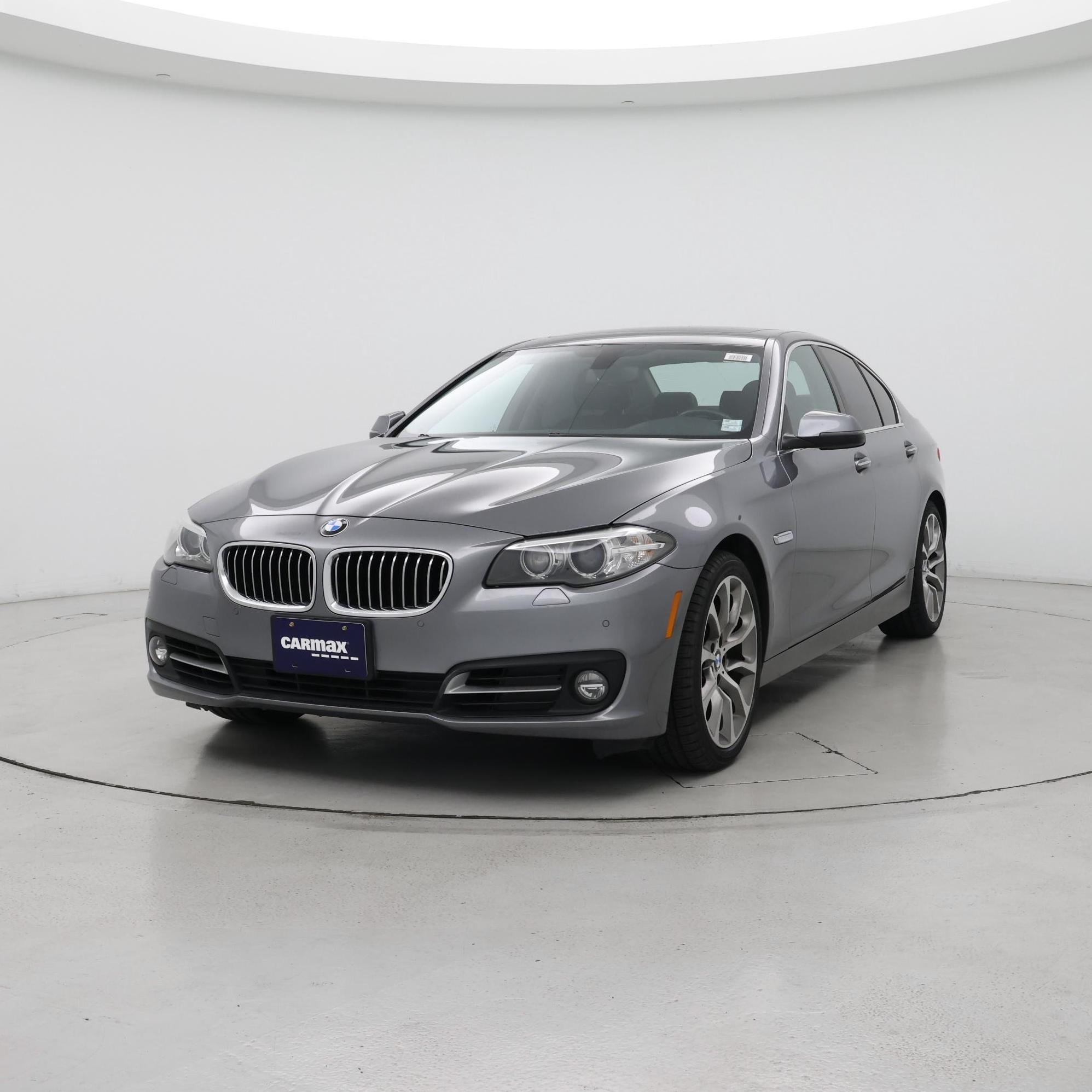 Thumbnail: 2016 BMW 5 Series - 4