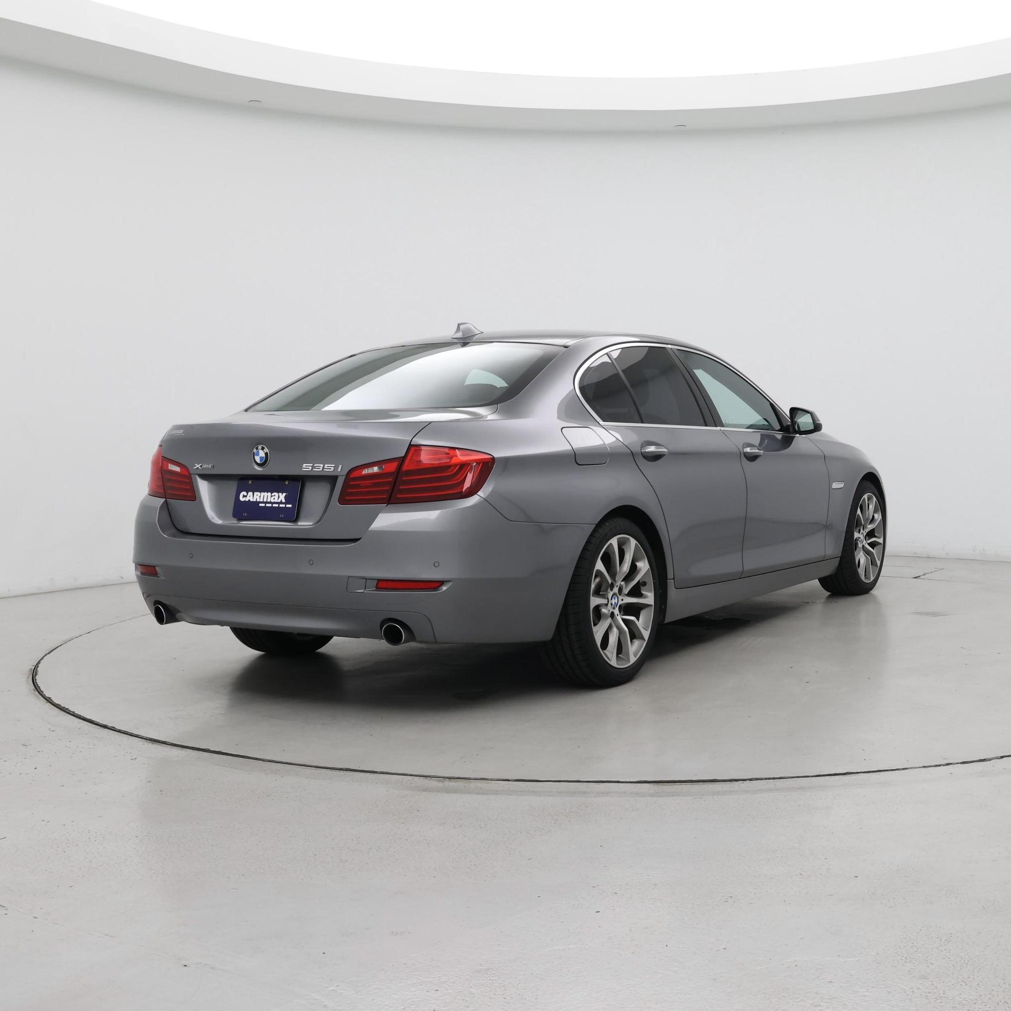 Thumbnail: 2016 BMW 5 Series - 8