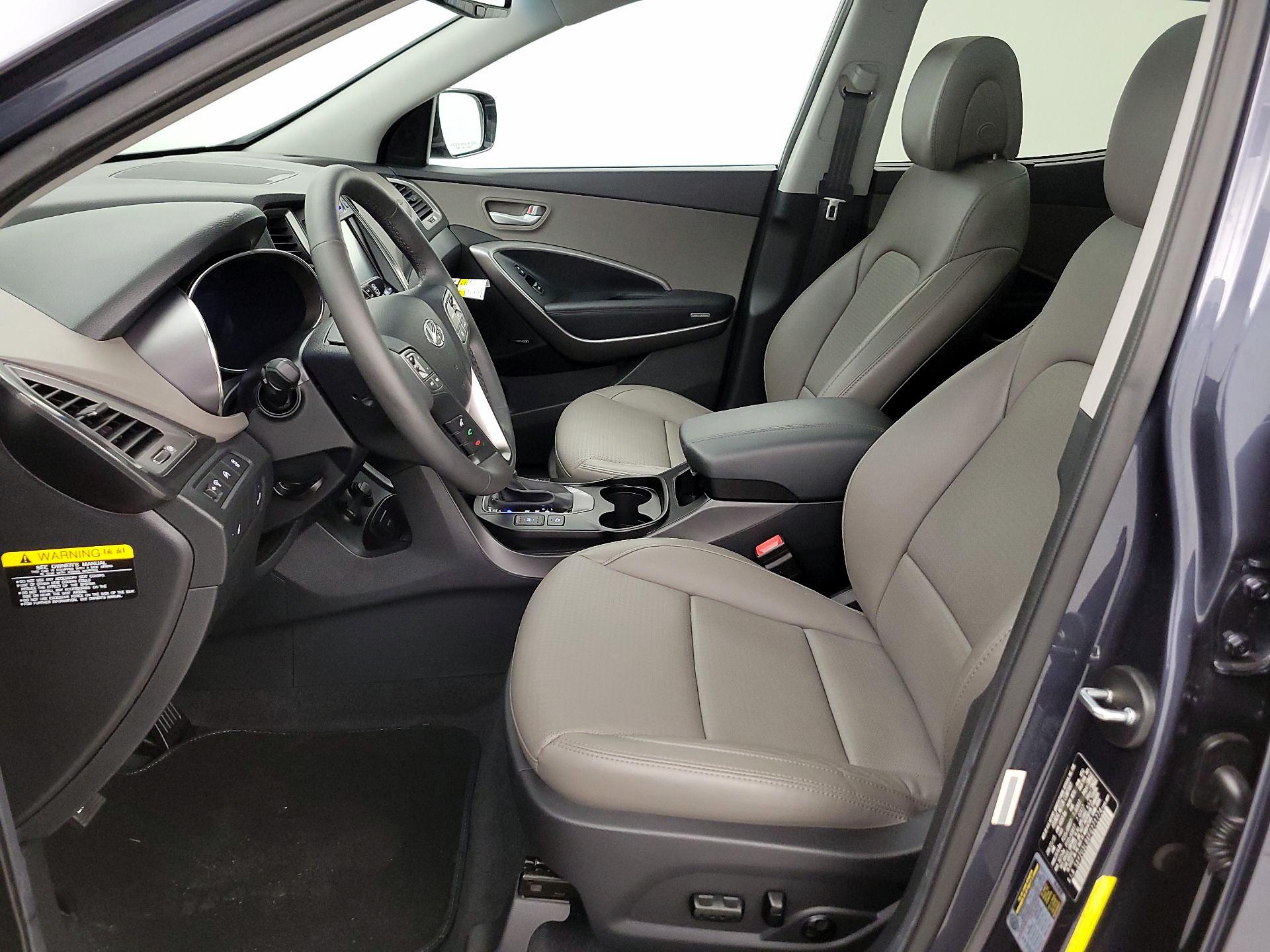 Thumbnail: 2015 Hyundai Santa Fe - 11