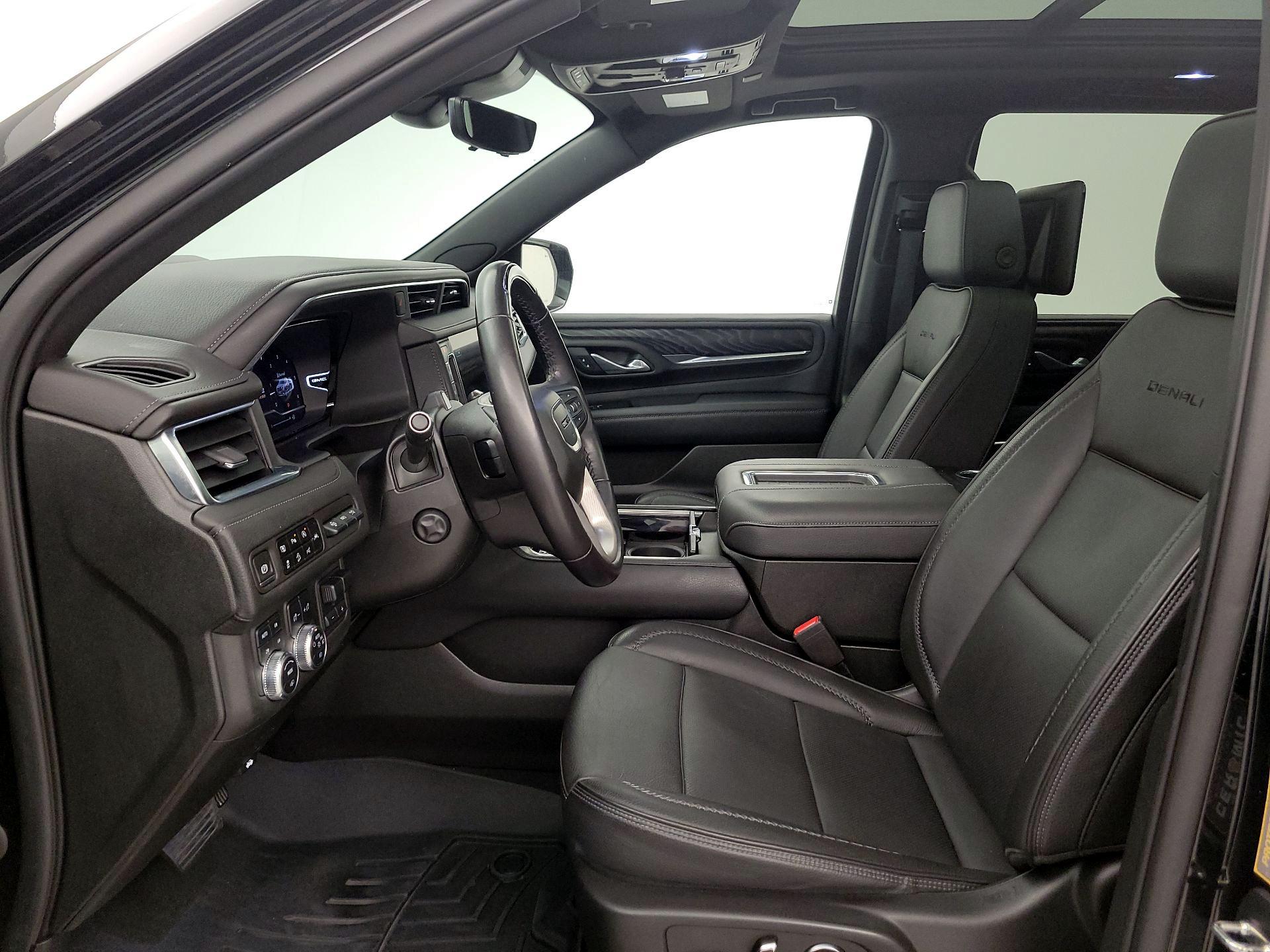 Thumbnail: 2023 GMC Yukon XL - 11