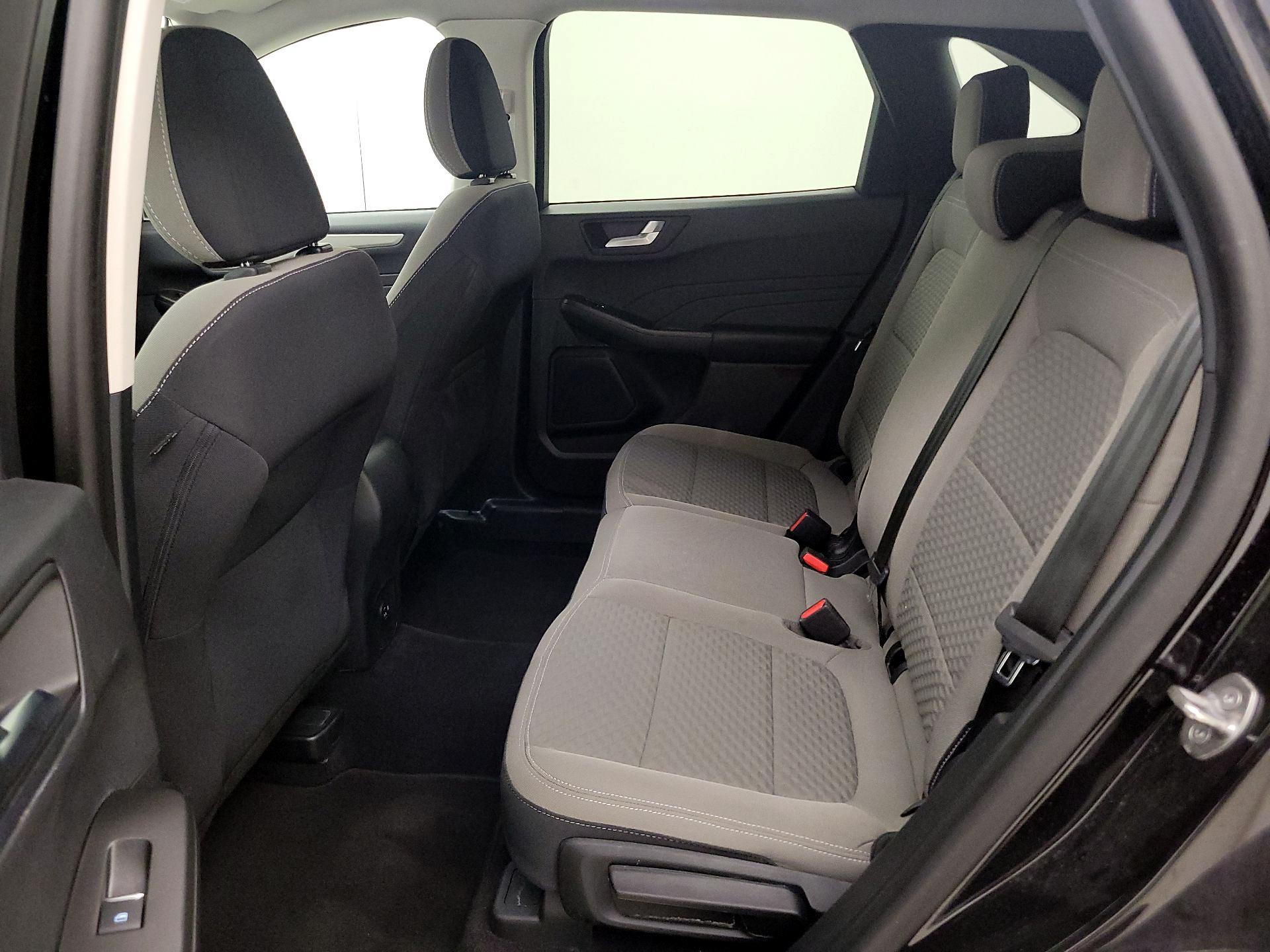 Thumbnail: 2021 Ford Escape - 19