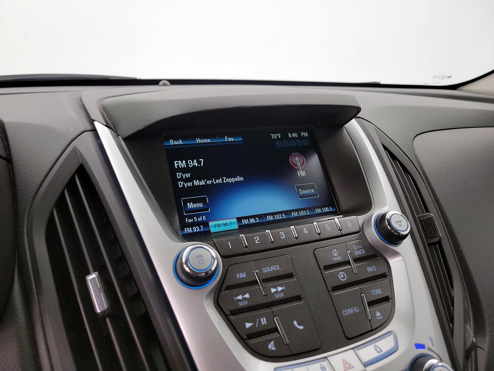 Thumbnail: 2015 Chevrolet Equinox - 14