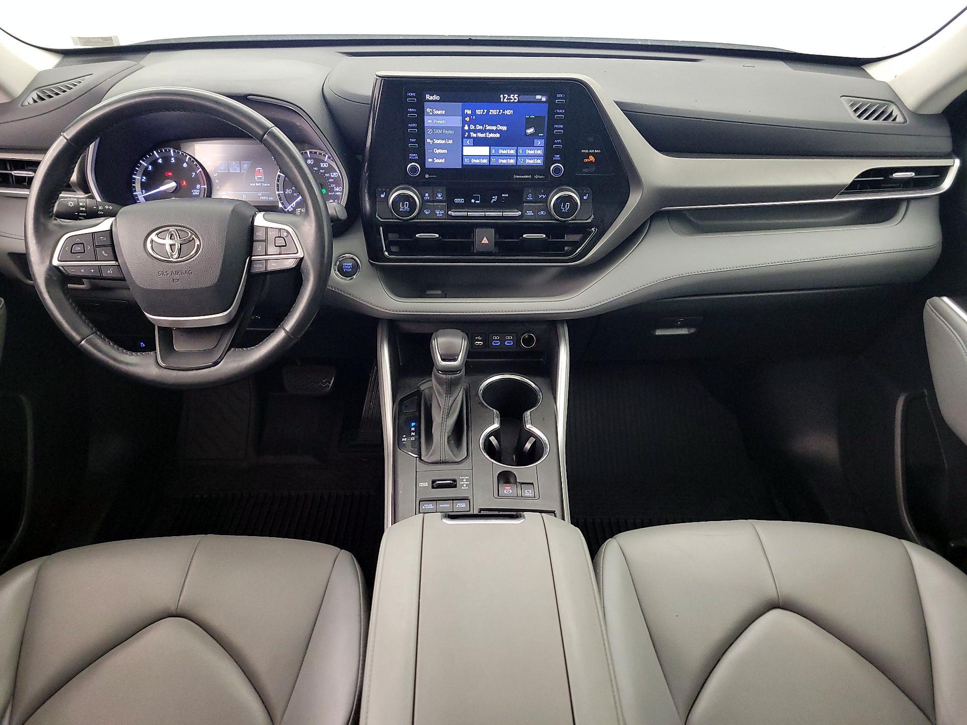 Thumbnail: 2022 Toyota Highlander - 9