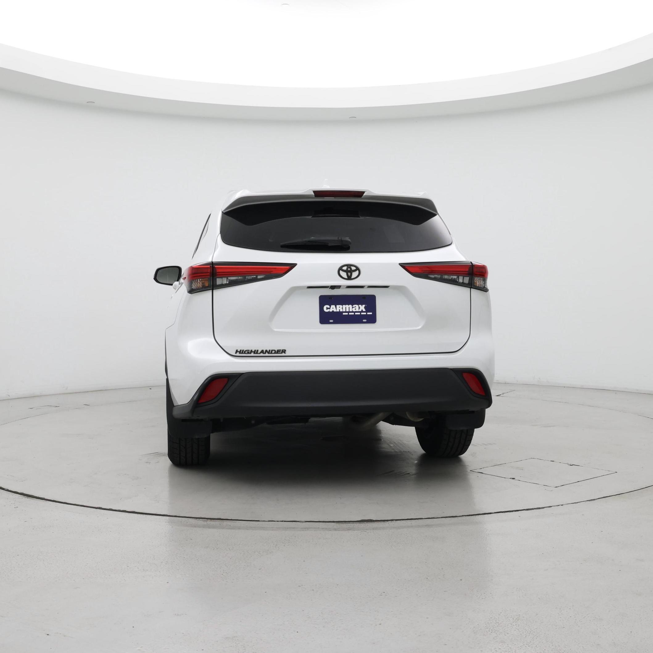 Thumbnail: 2022 Toyota Highlander - 6