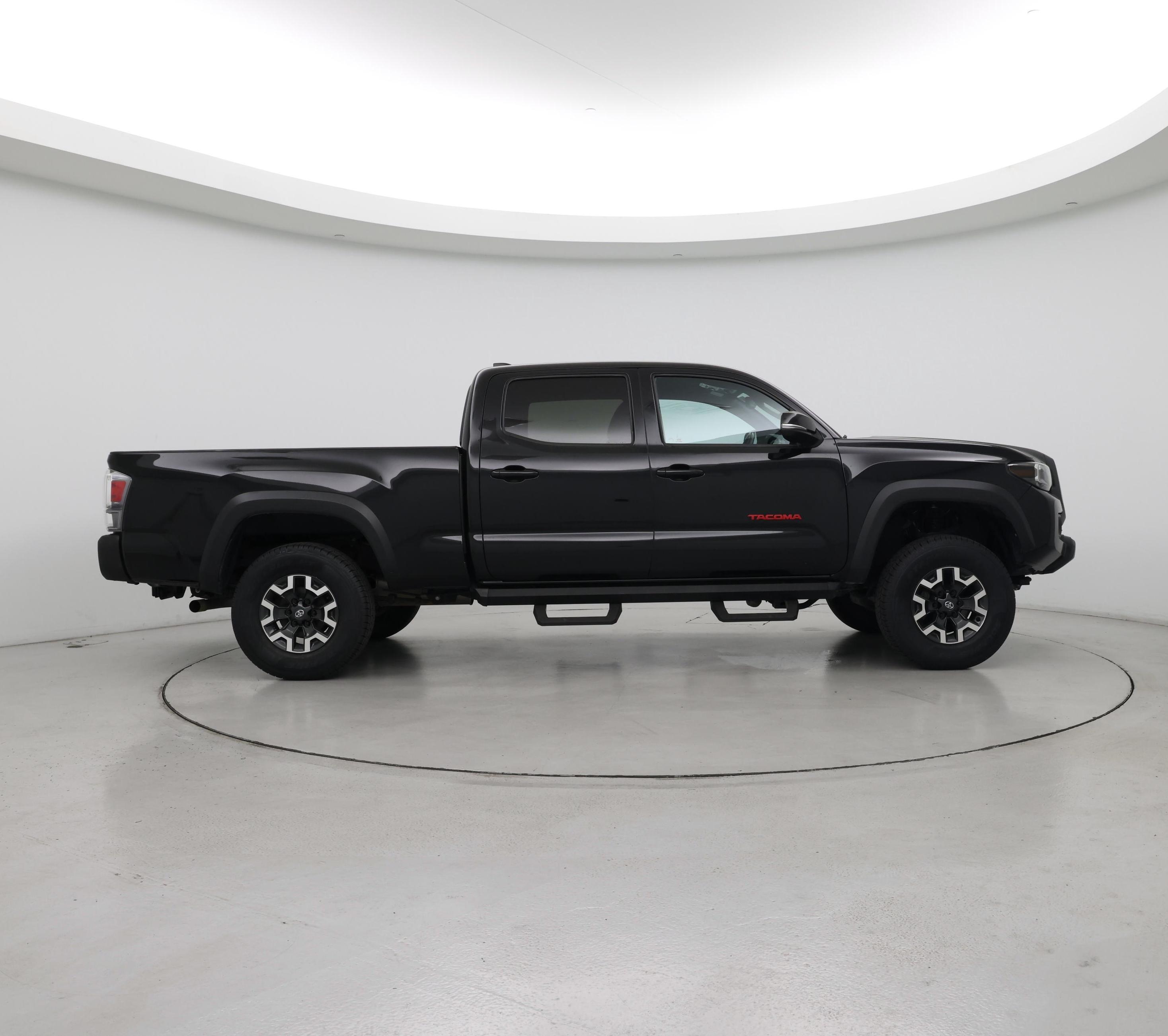 Thumbnail: 2021 Toyota Tacoma - 7