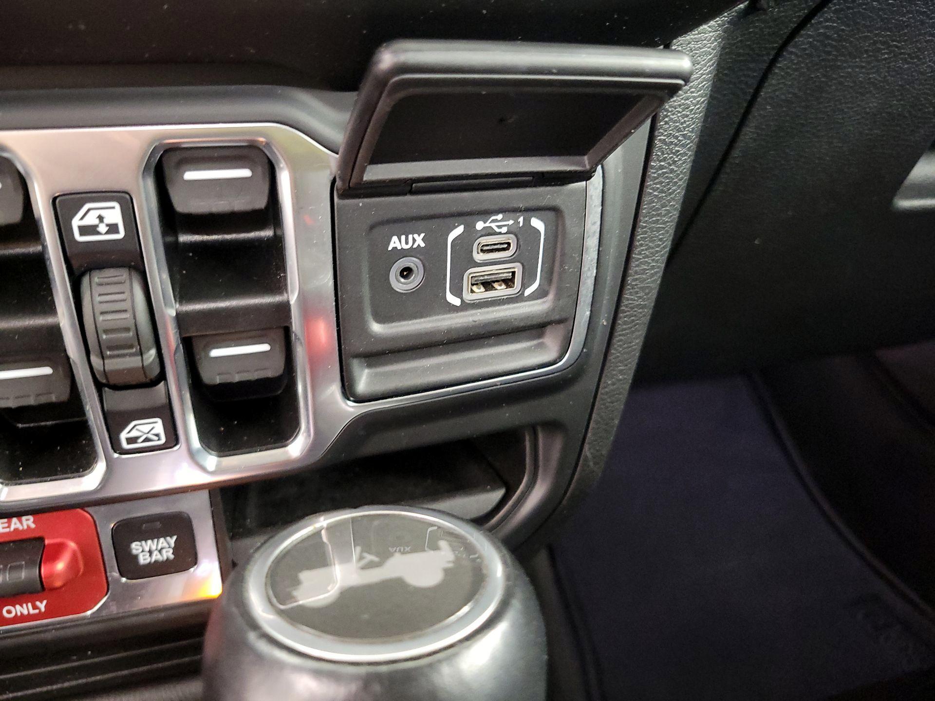 Thumbnail: 2021 Jeep Wrangler - 19
