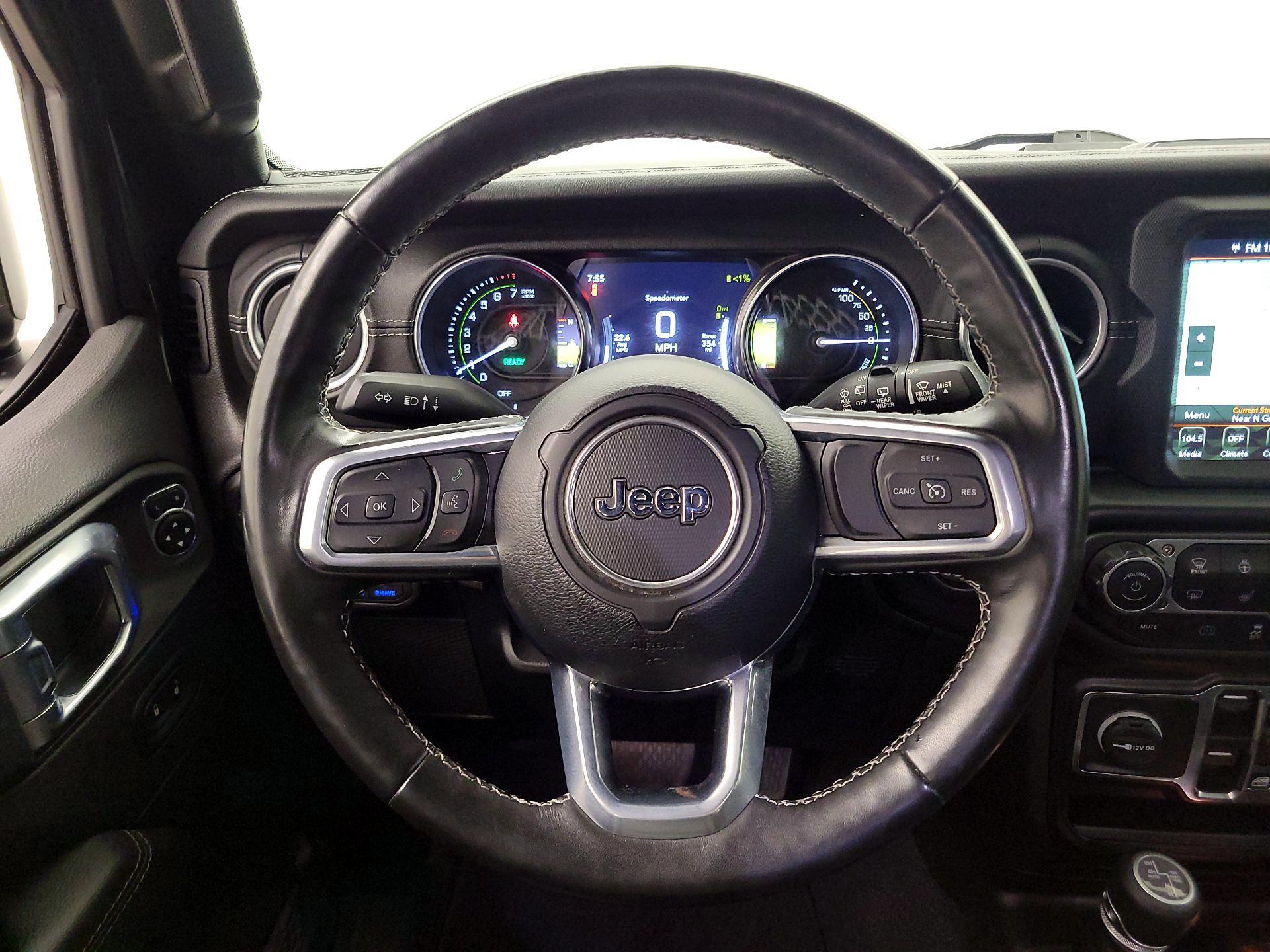 Thumbnail: 2022 Jeep Wrangler - 10